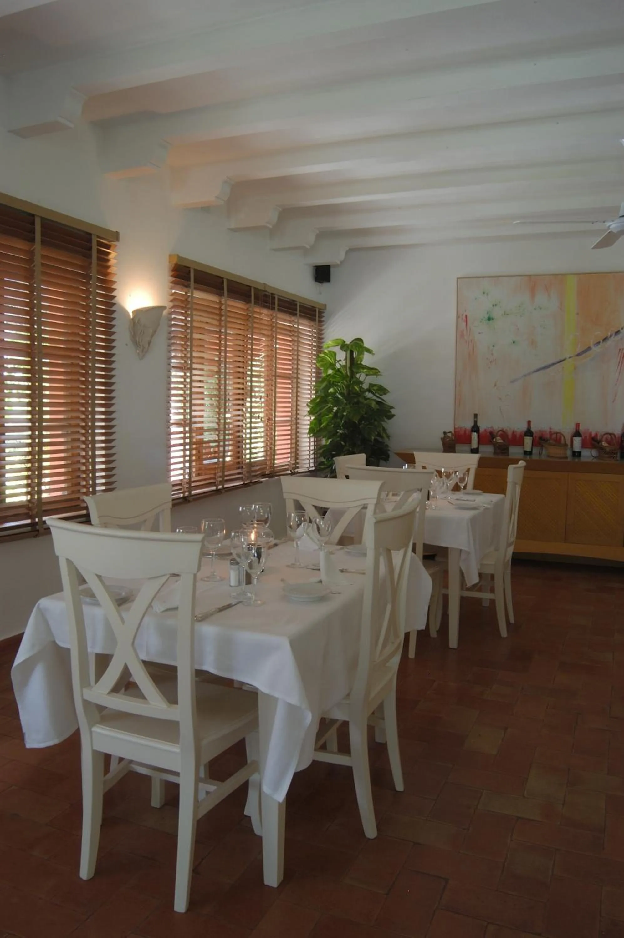 Restaurant/places to eat in Hotel Punta Sur
