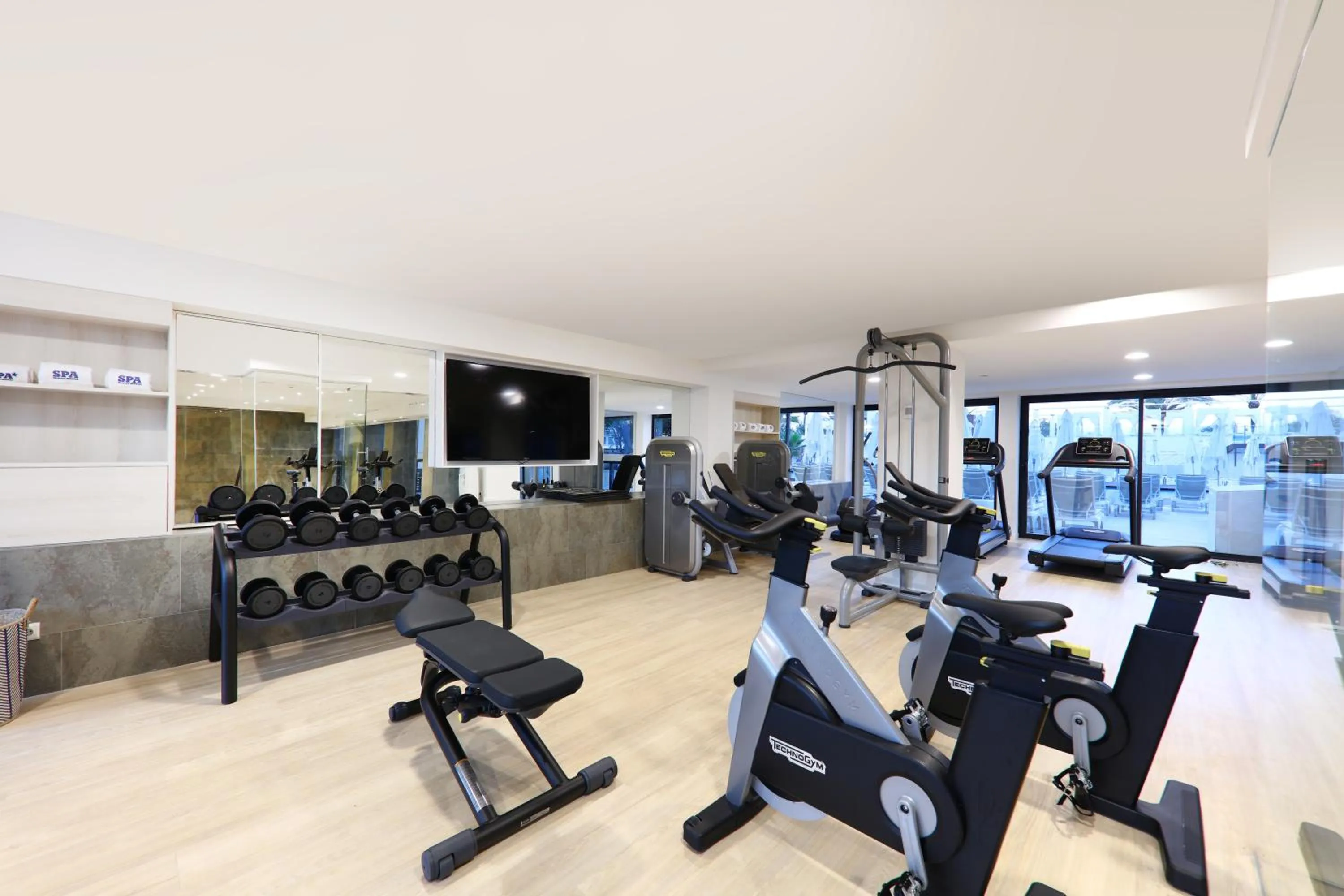 Fitness centre/facilities in Iberostar Waves Bahía de Palma - Adults Only