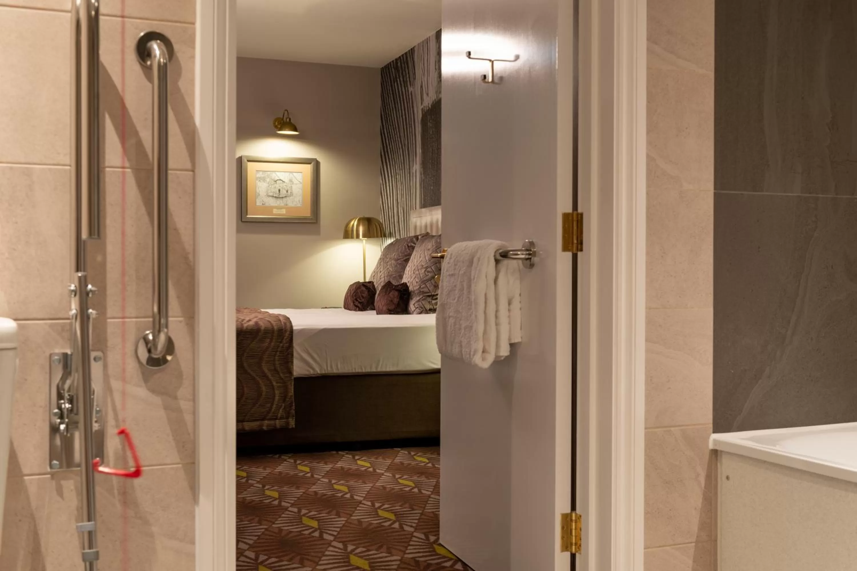 Bathroom in The Saxon Crown Wetherspoon