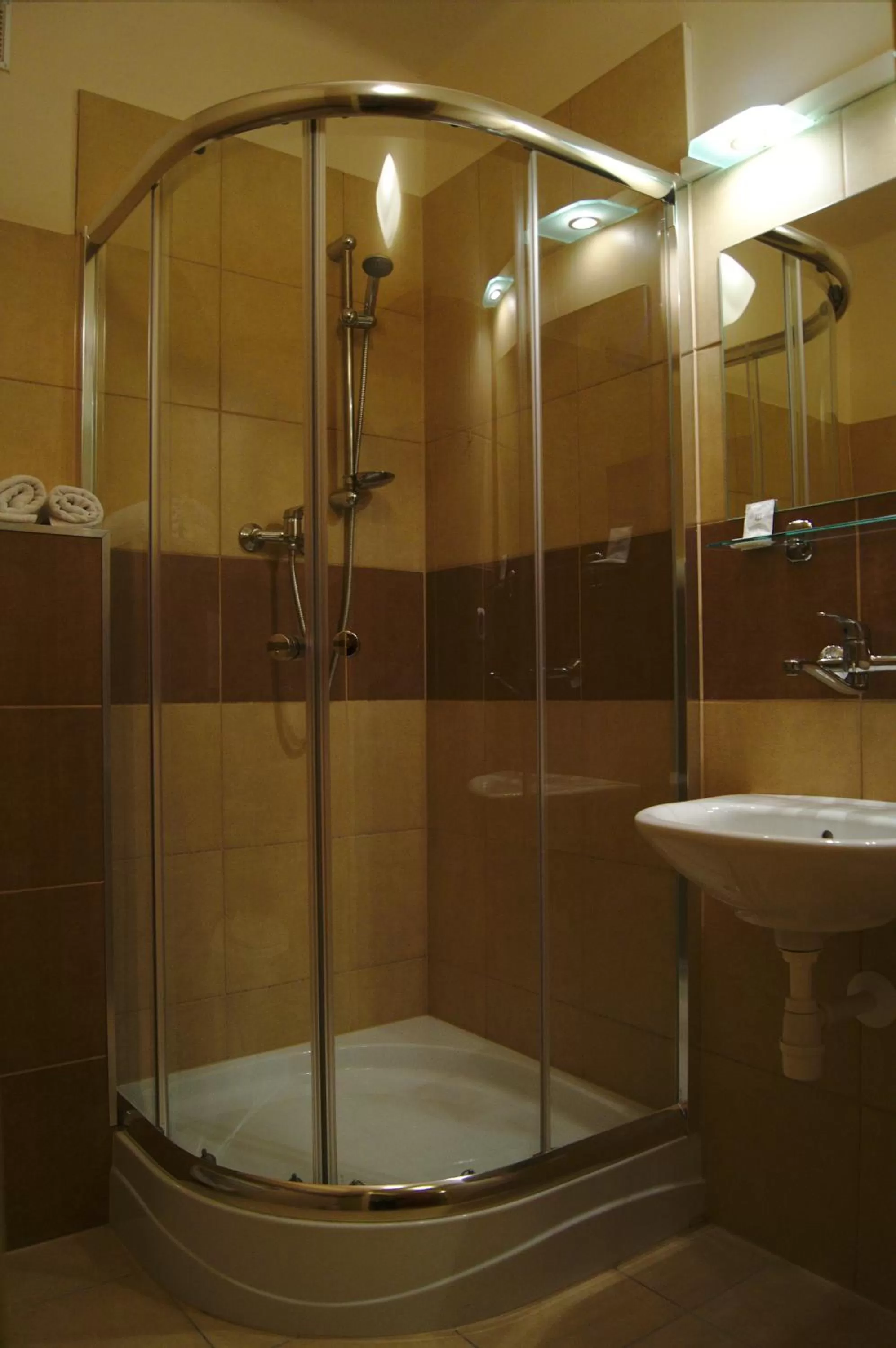 Shower in HotelsLublin