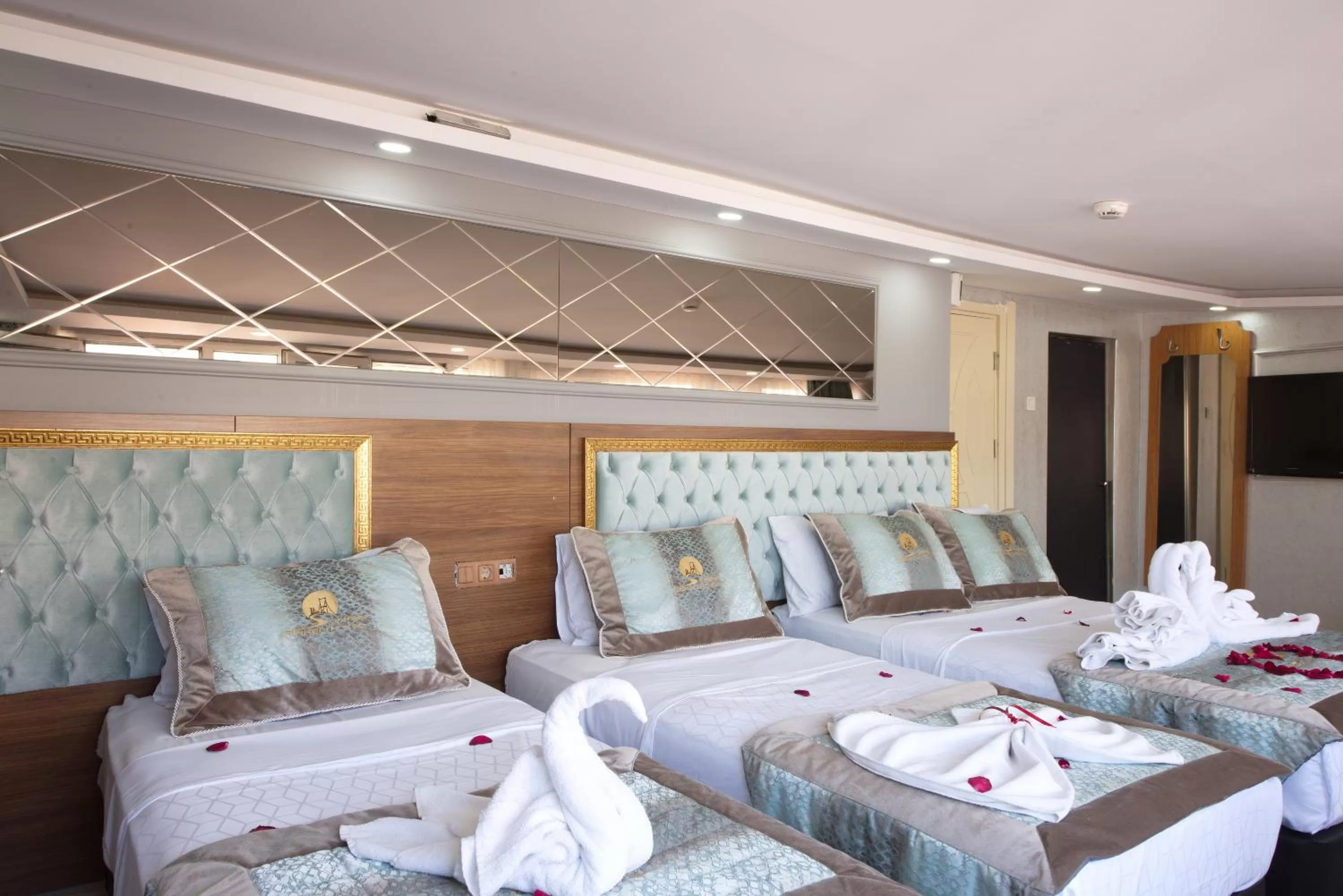 Day, Bed in Istanbul Sirkeci Hotel