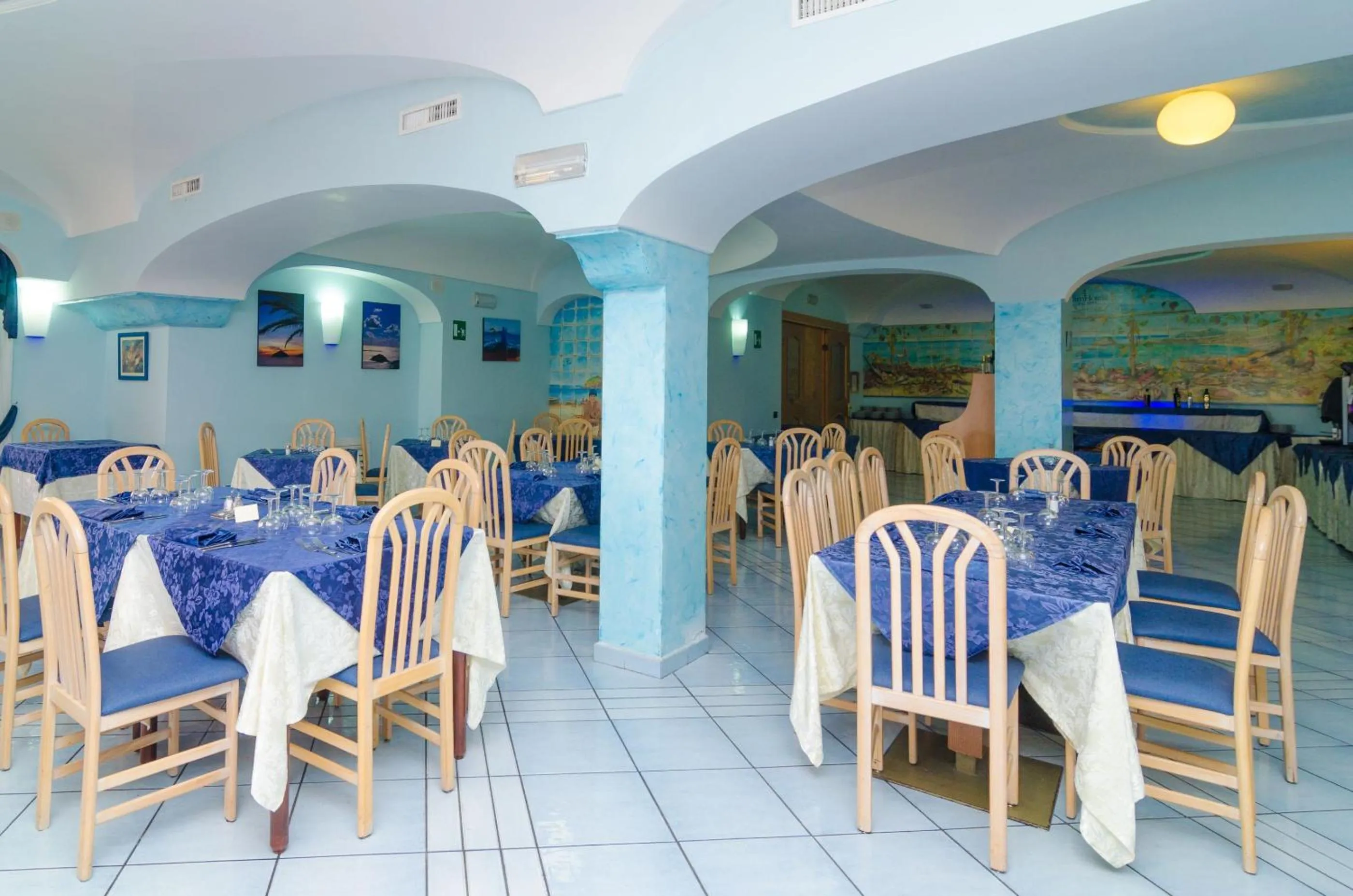 Restaurant/places to eat in Hotel Terme Saint Raphael