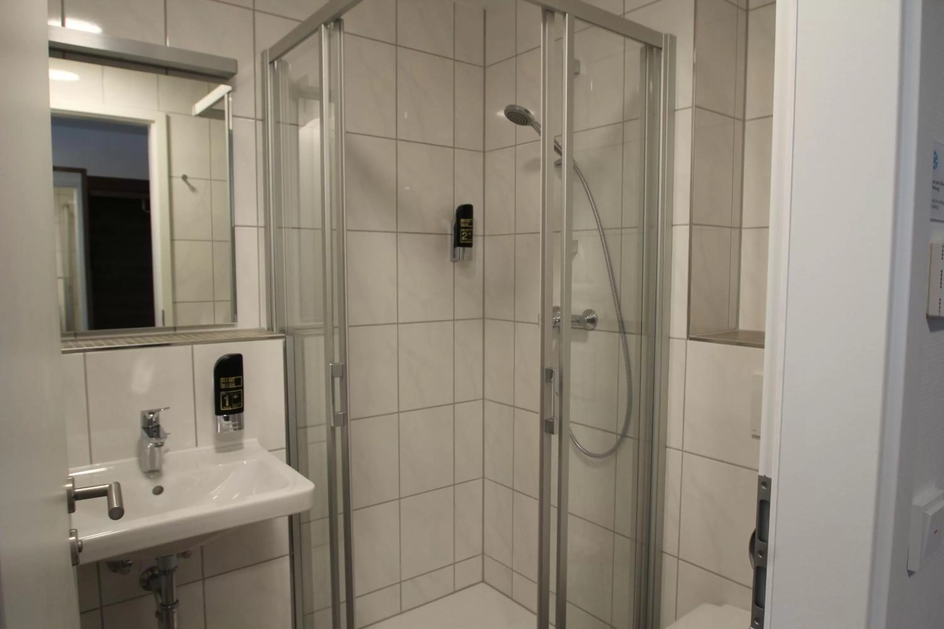 Bathroom in Trip Inn Goethe Conference Hotel