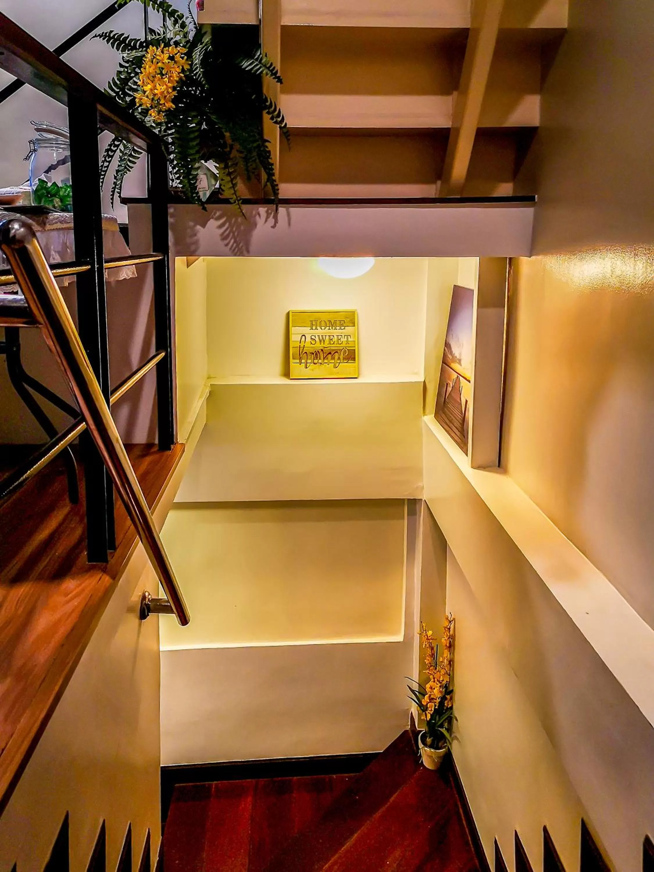 Area and facilities in The Cube Sathorn Boutique Hotel เดอะ คิวบ์ สาทร บูติค โฮเทล Near BTS Surasak