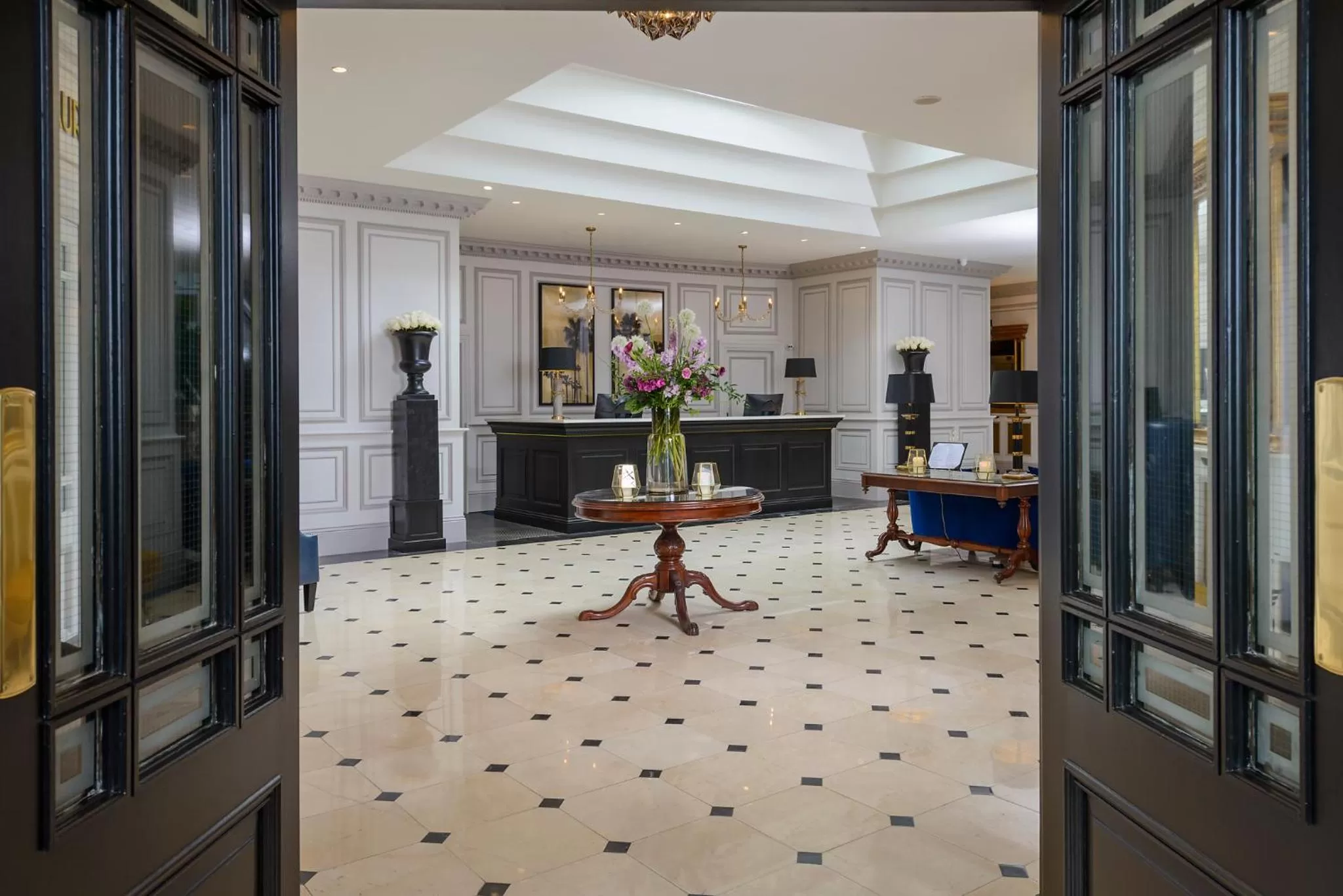 Lobby or reception in Killarney Dromhall Hotel