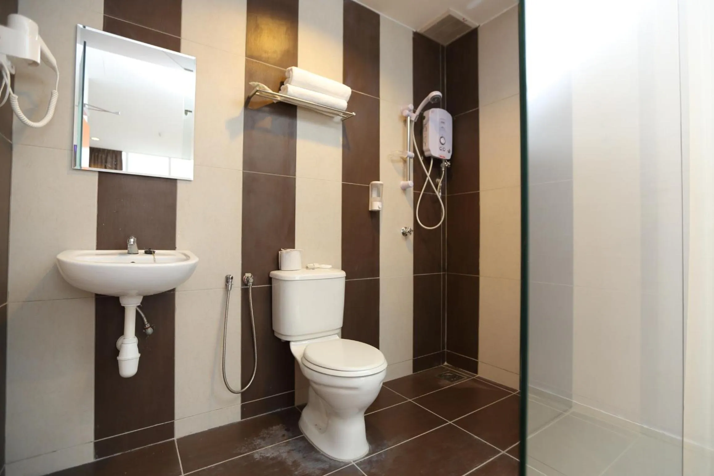 Bathroom in 1 Hotel Taman Connaught