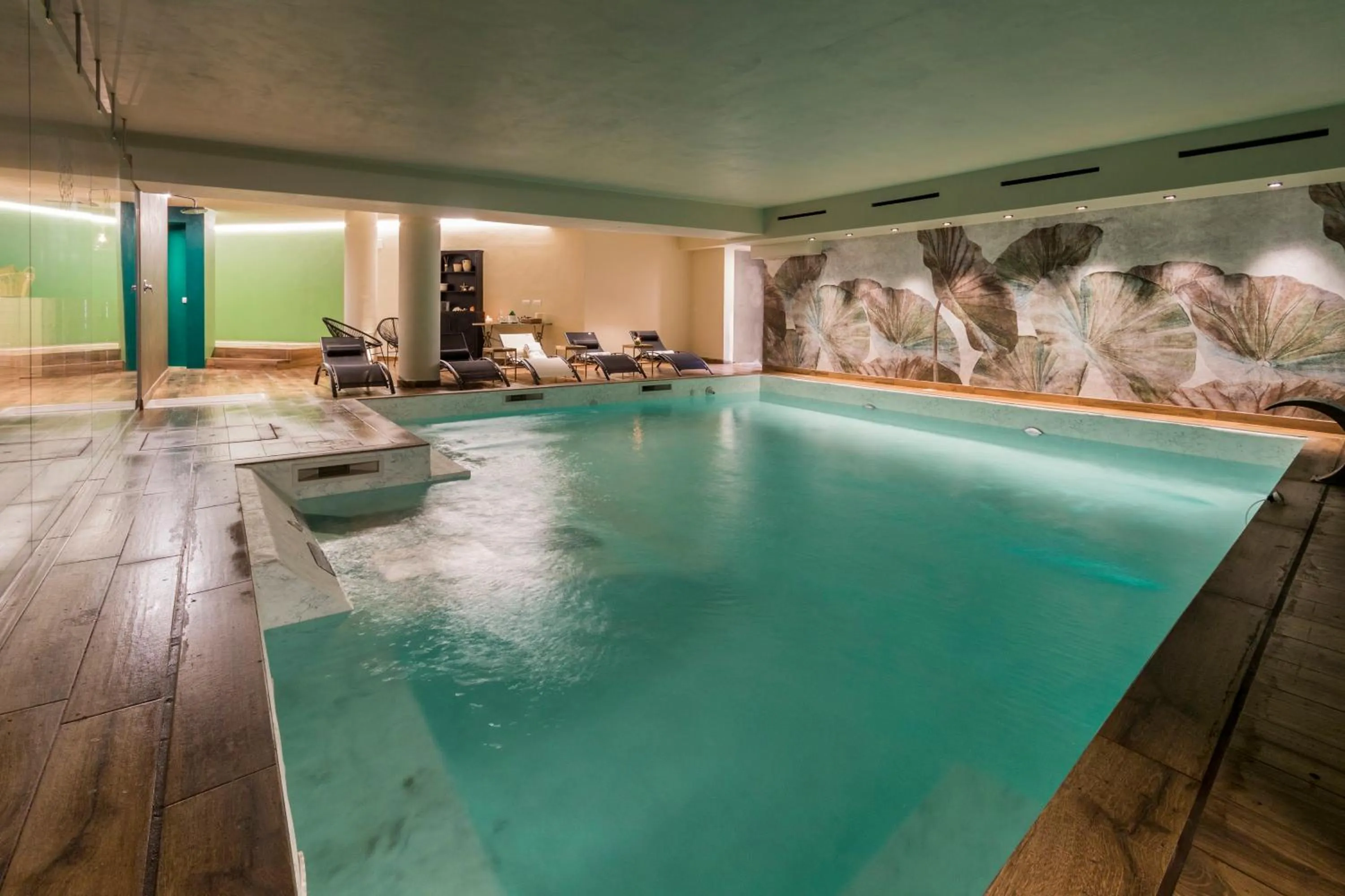 Swimming pool in Mediterraneo Emotional Hotel & Spa