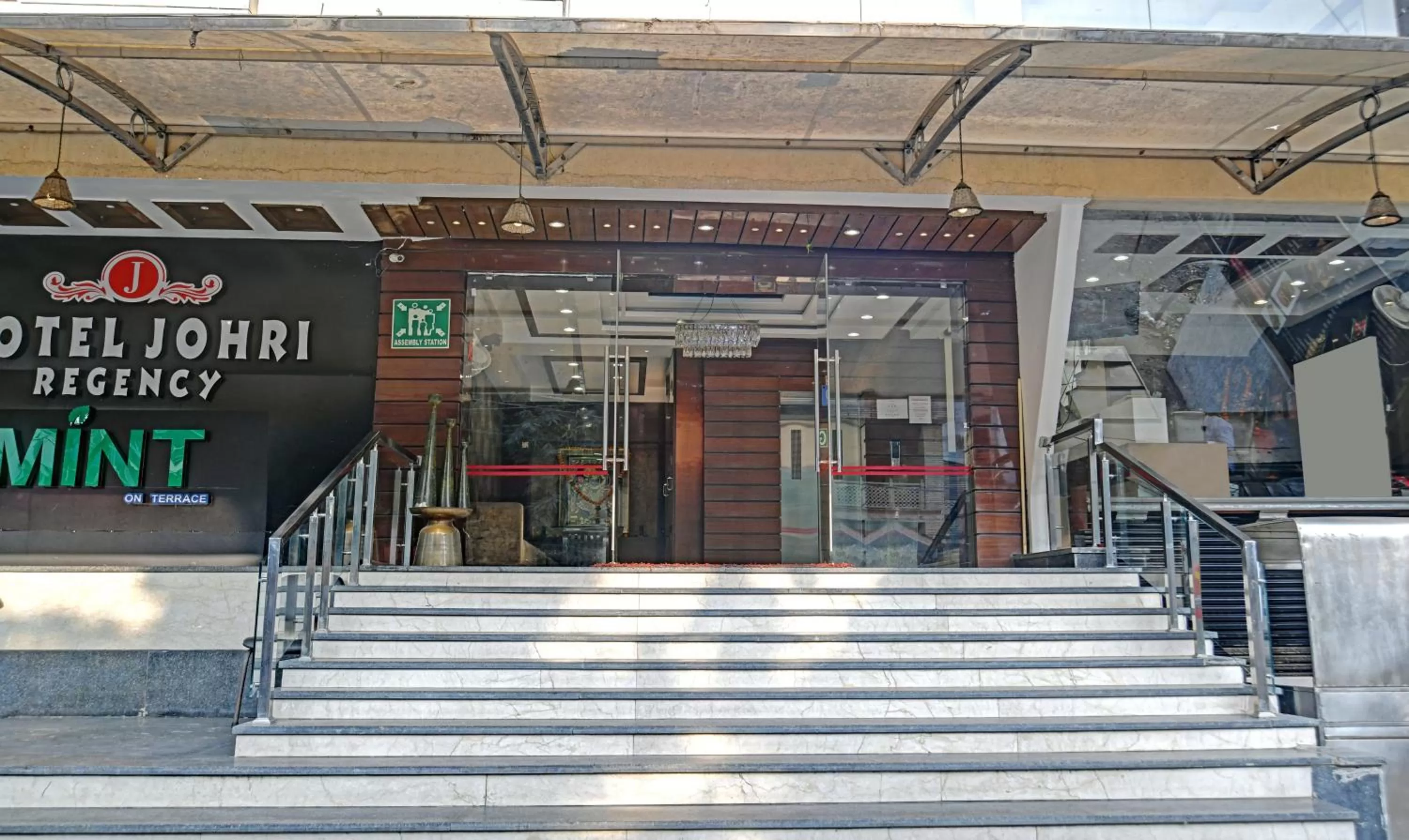 Treebo Trend Johri Regency Malviya Nagar