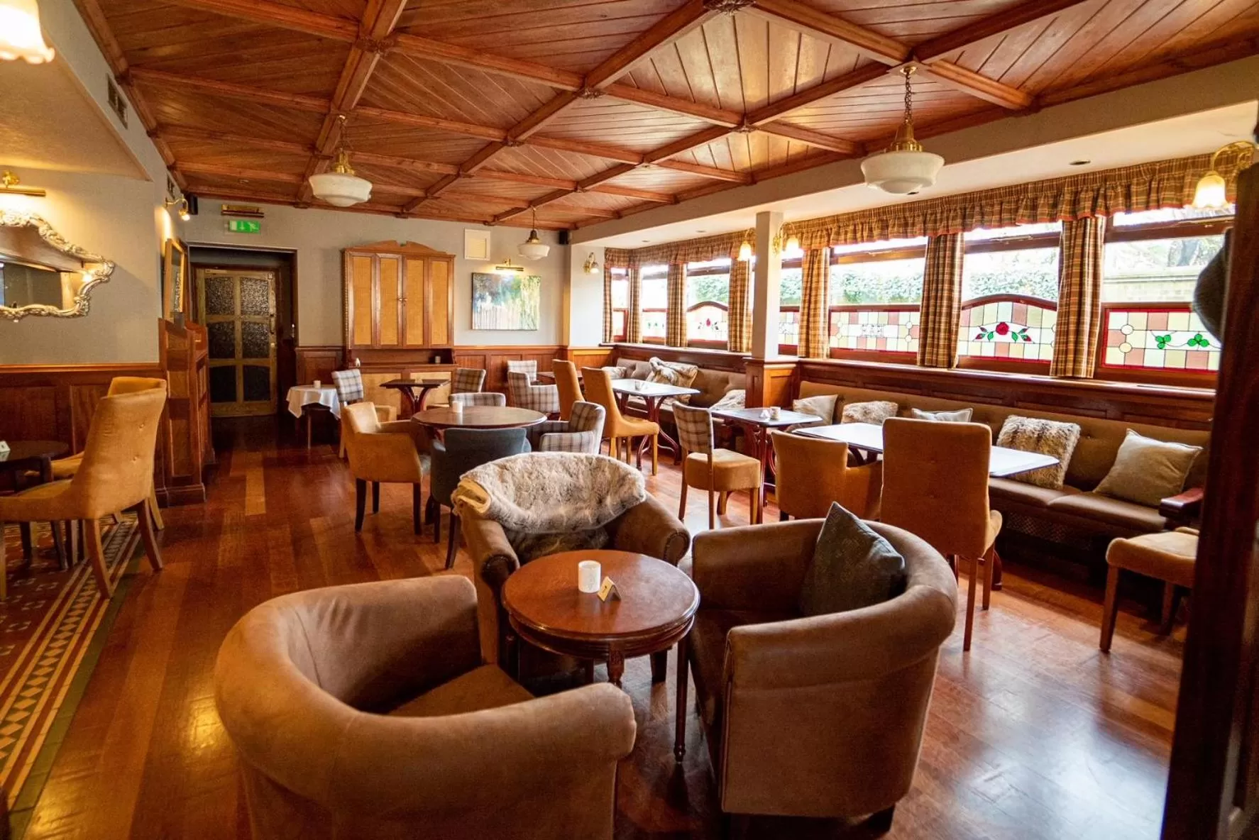 Restaurant/places to eat in Littlebury Hotel