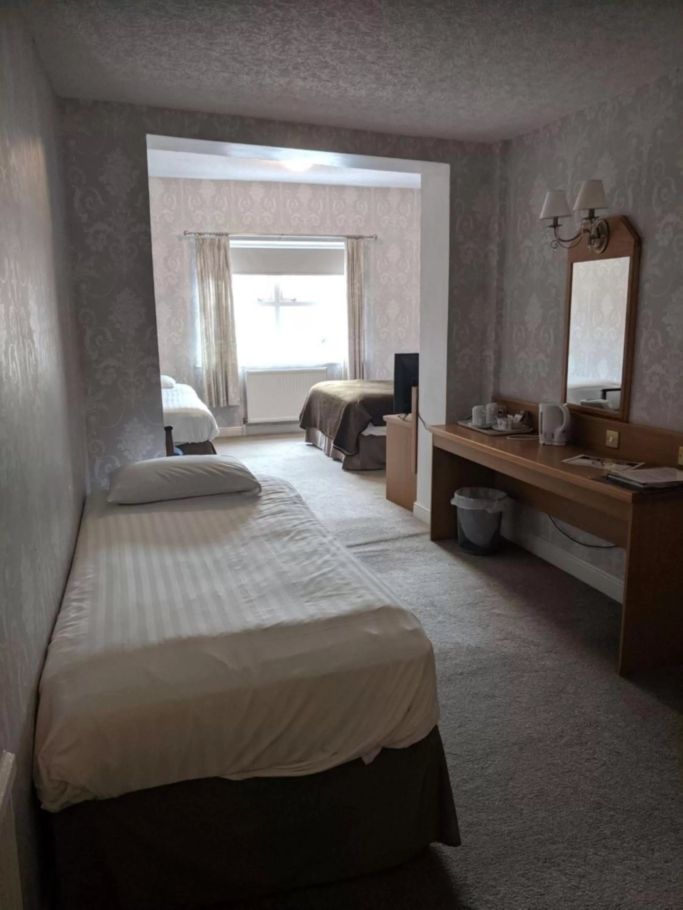 Bedroom, Bed in Waterford Lodge Hotel