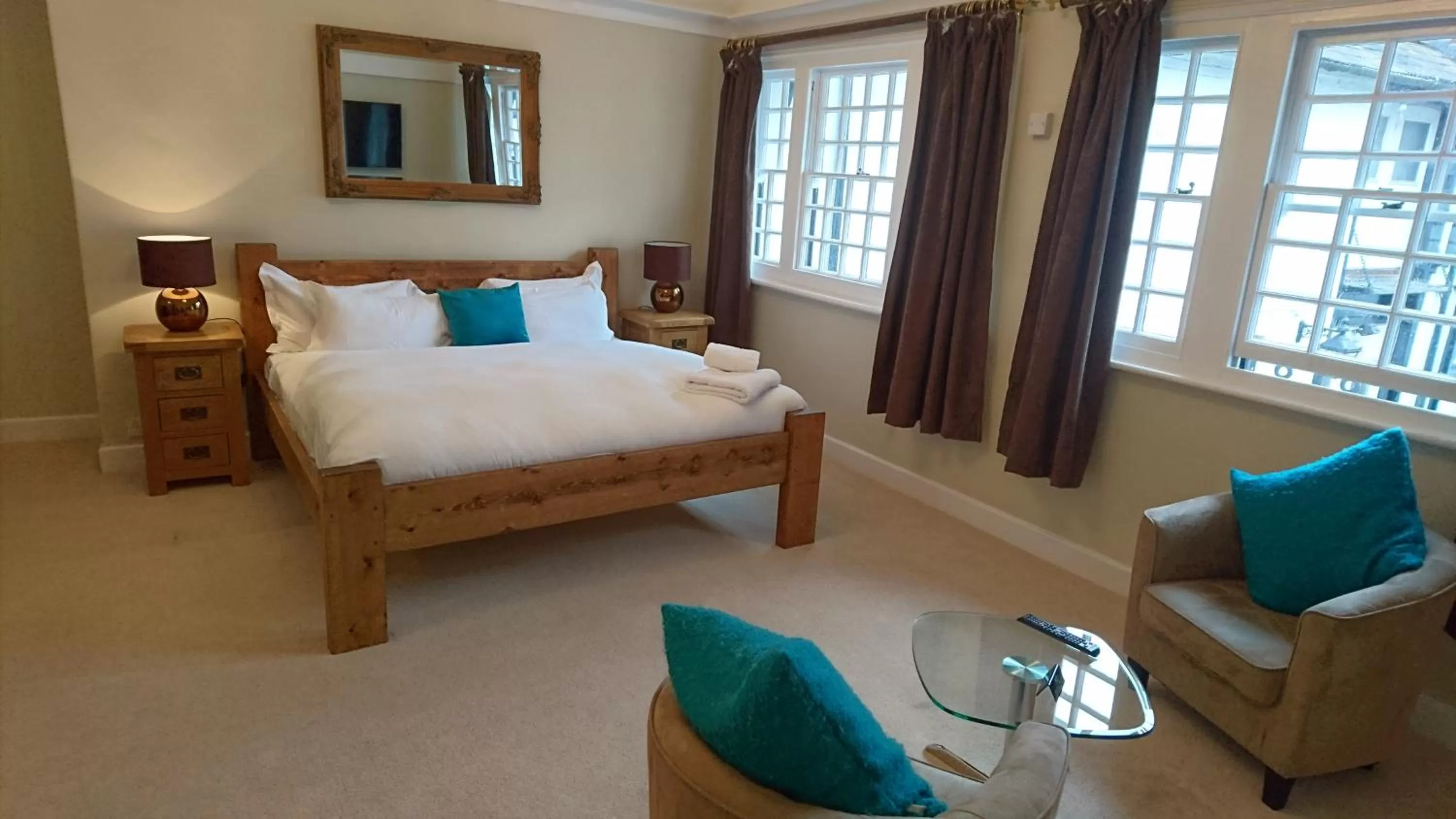 Seating area, Bed in The Angel Posting House & Livery