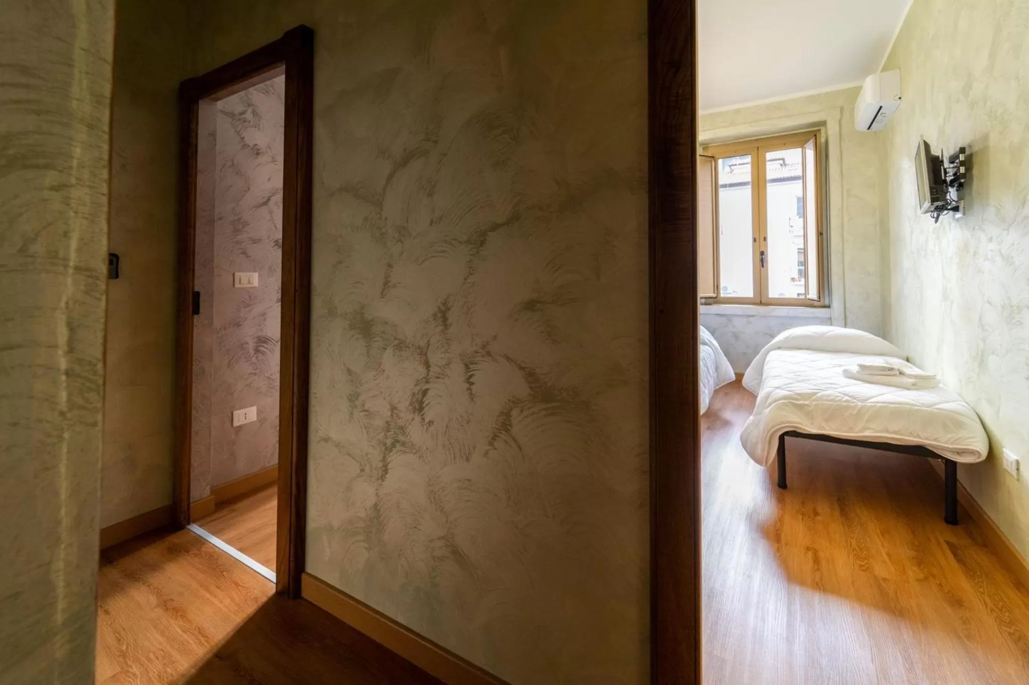 Photo of the whole room, Bed in B&B Sasso