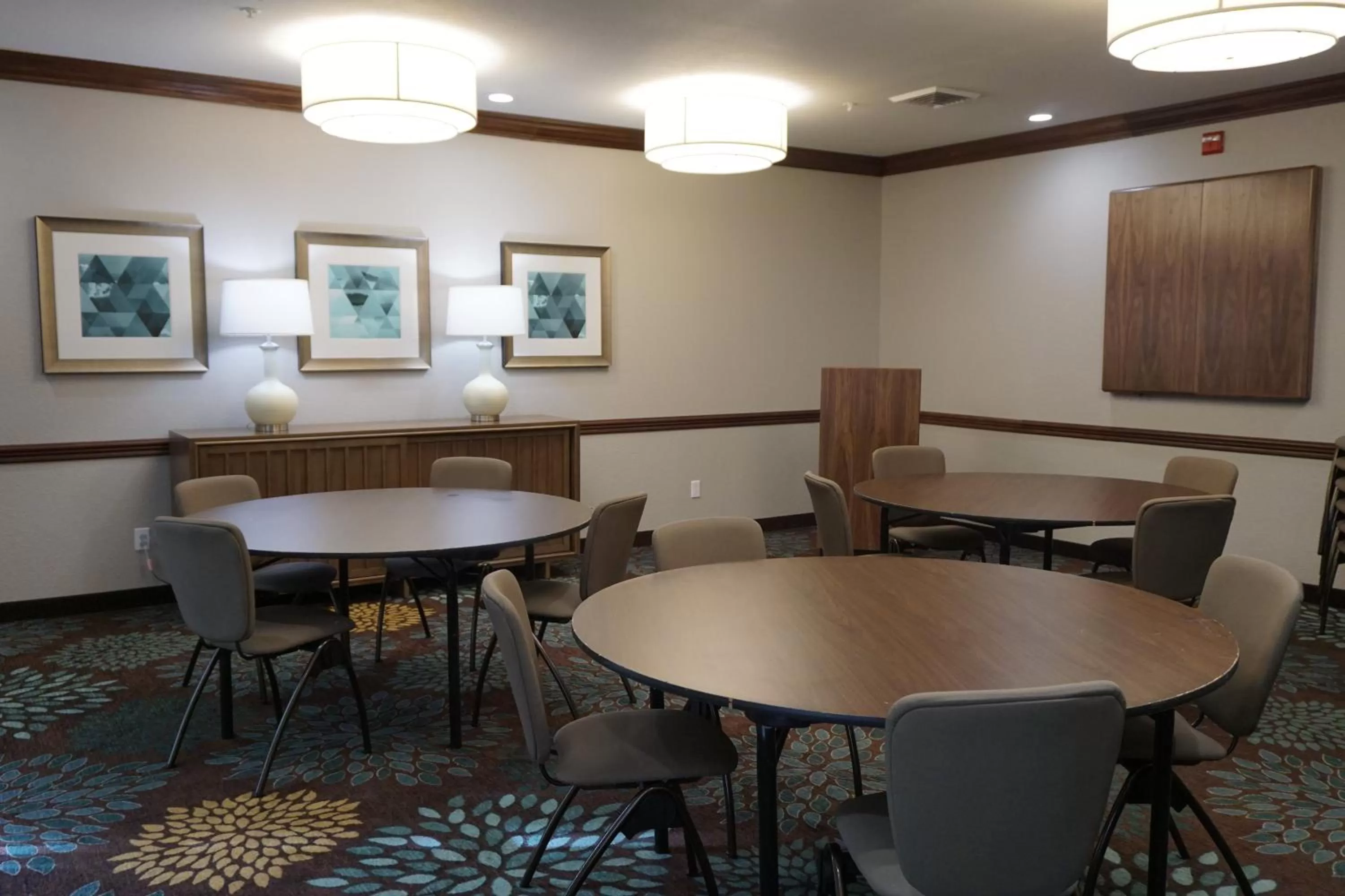 Meeting/conference room in Staybridge Suites Columbia-Highway 63 & I-70 by IHG