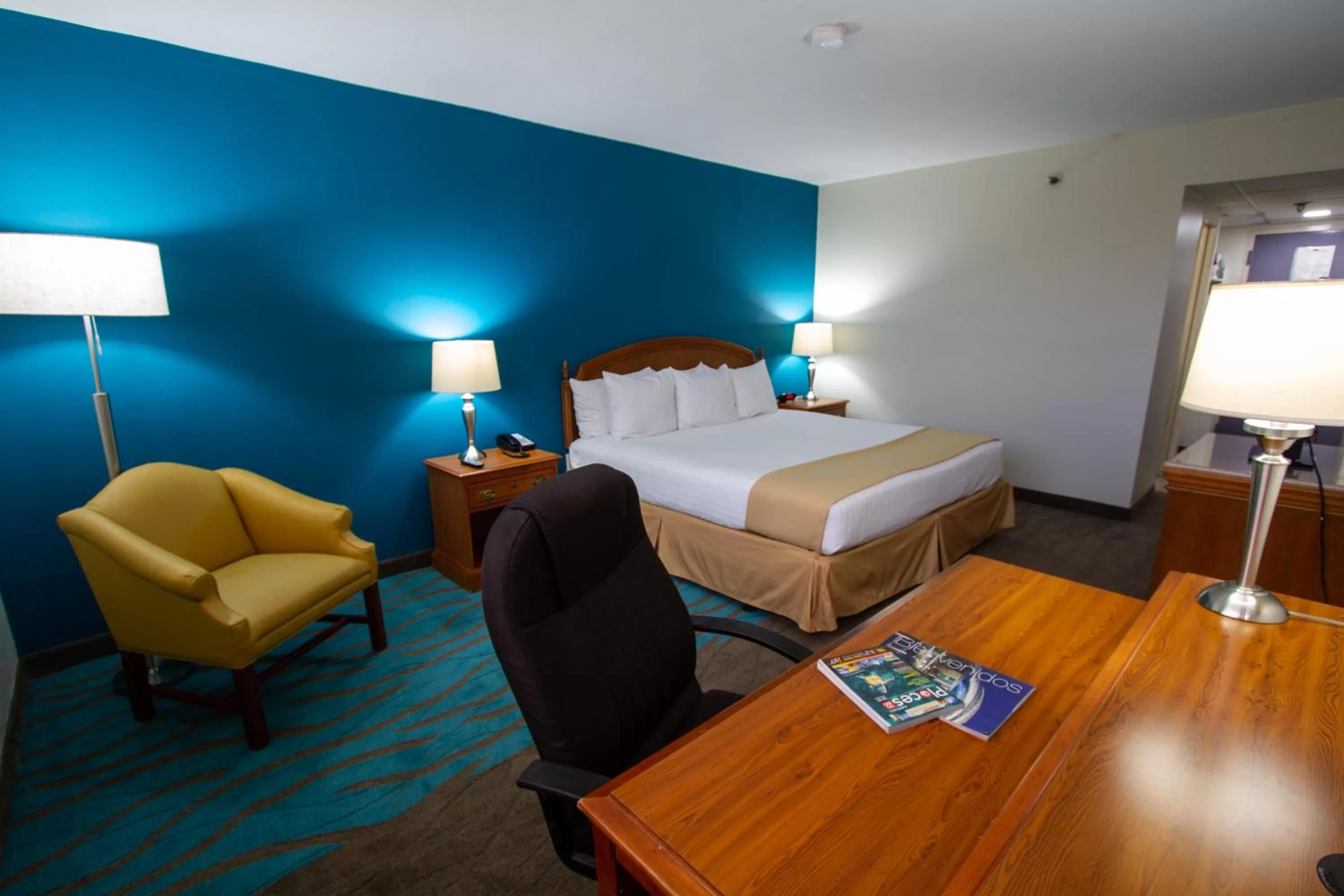 Photo of the whole room, Bed in Spark by Hilton Ponce