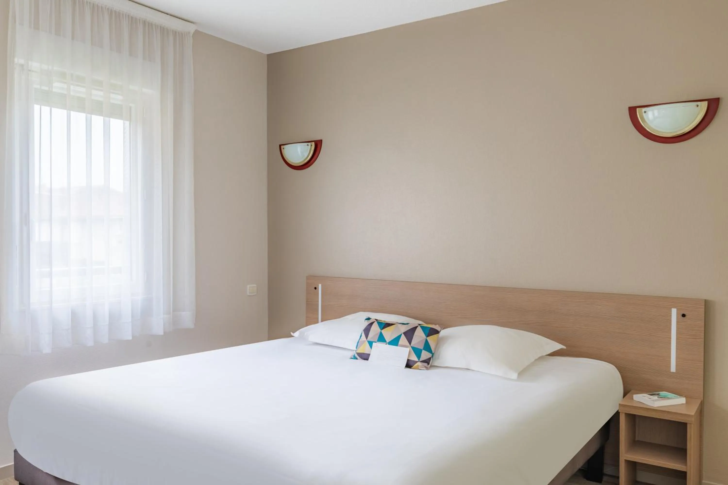 Bed in Appart'City Classic Limoges