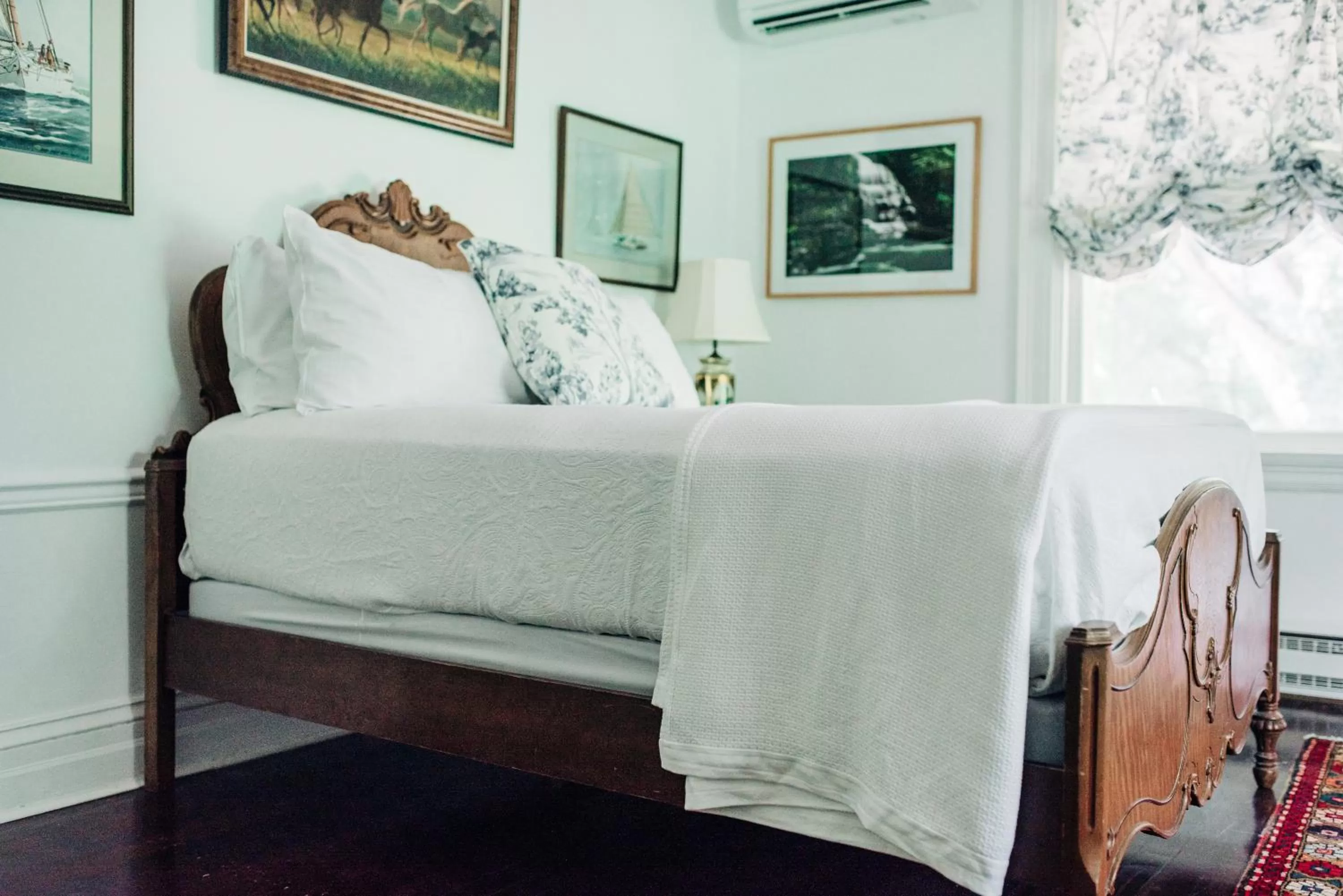 Bedroom, Bed in Benn Conger Inn