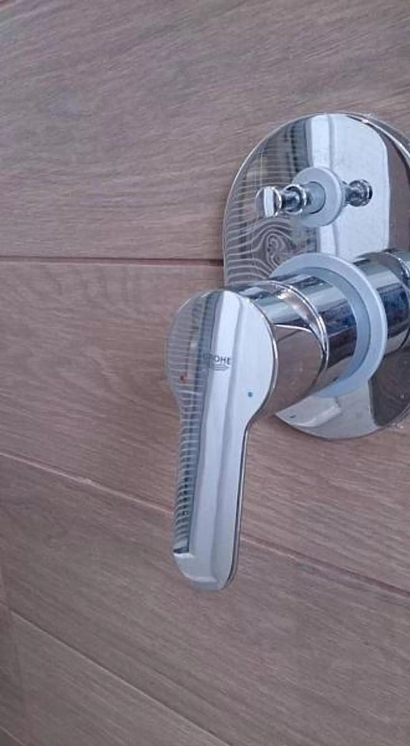 Shower in Polis of Naxos