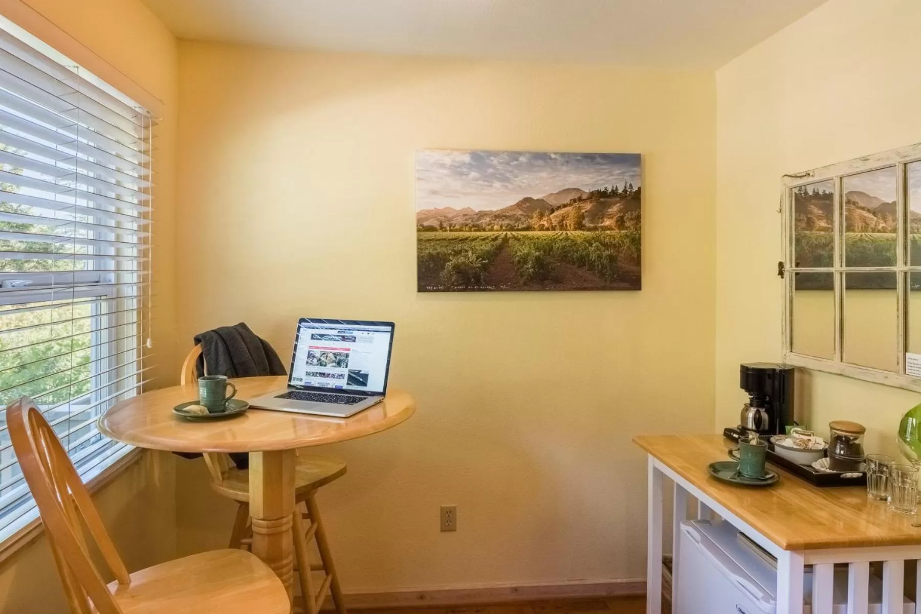 TV and multimedia in Aurora Park Cottages