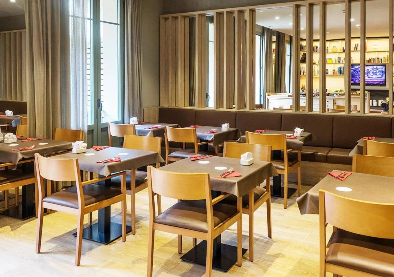 Breakfast in Hotel Àmbit Barcelona