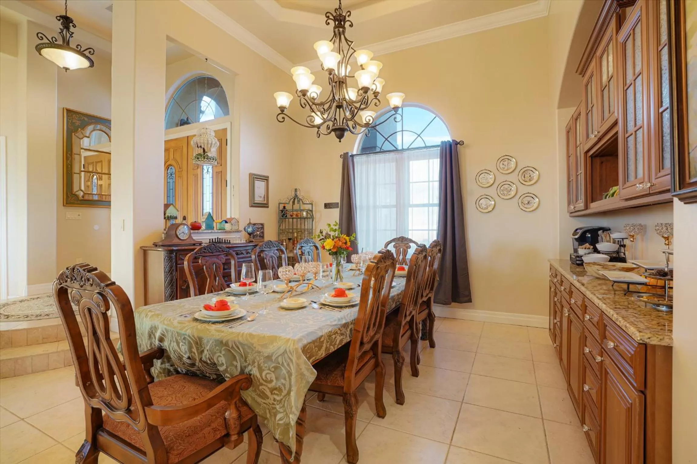 Restaurant/Places to Eat in Summit Villa BnB