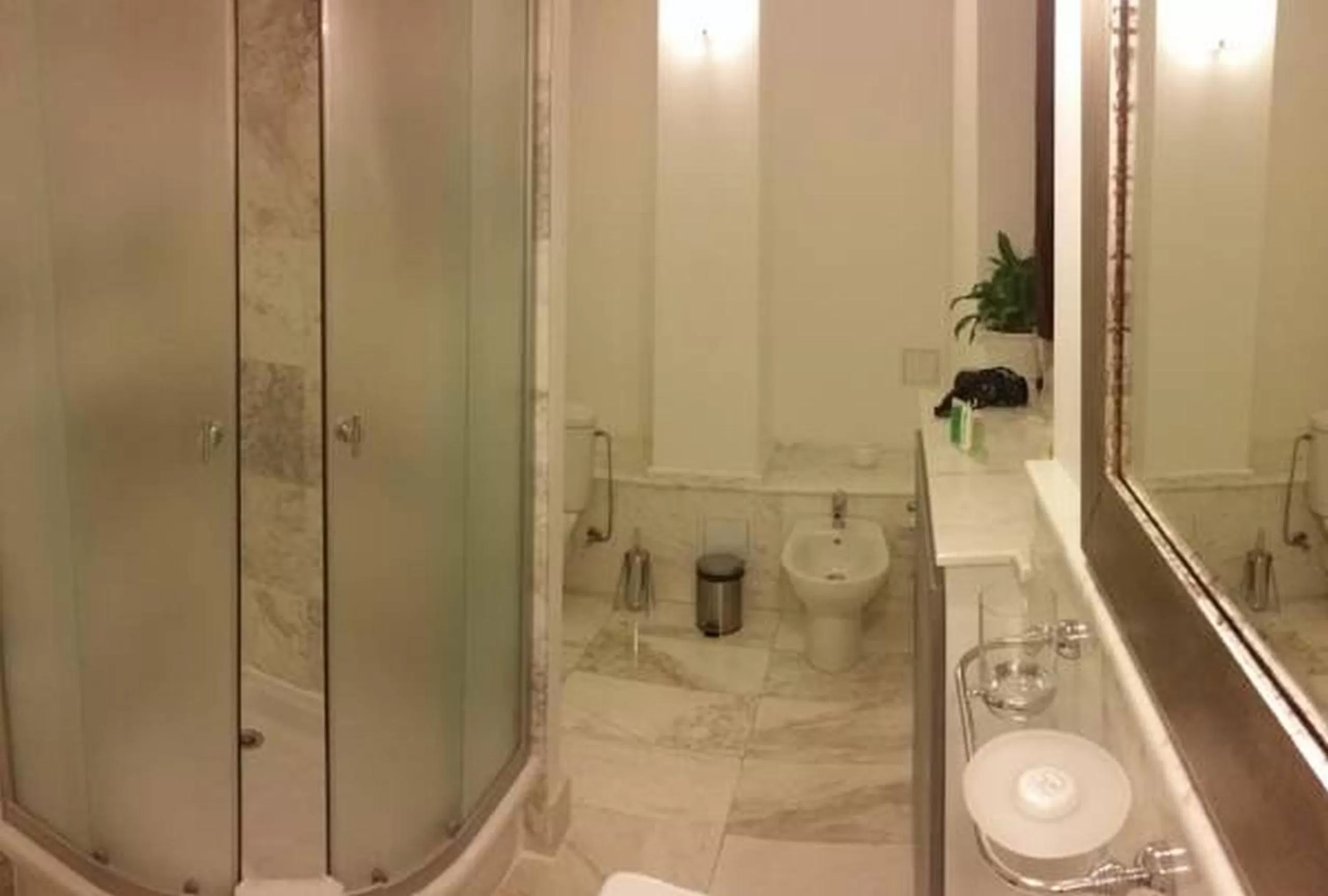 Grand Boutique Hotel