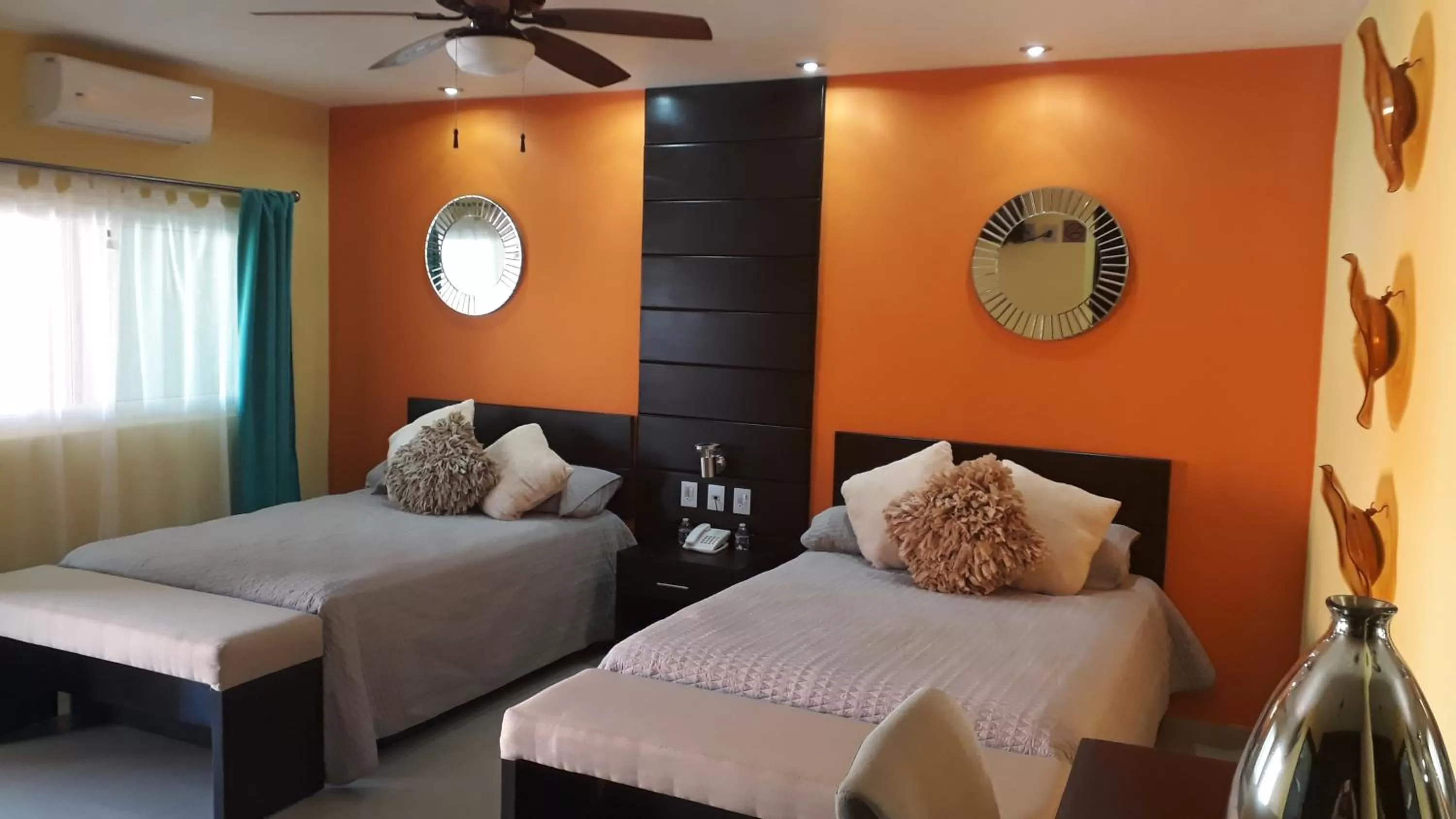 Bed in Luxury Hotel Inn