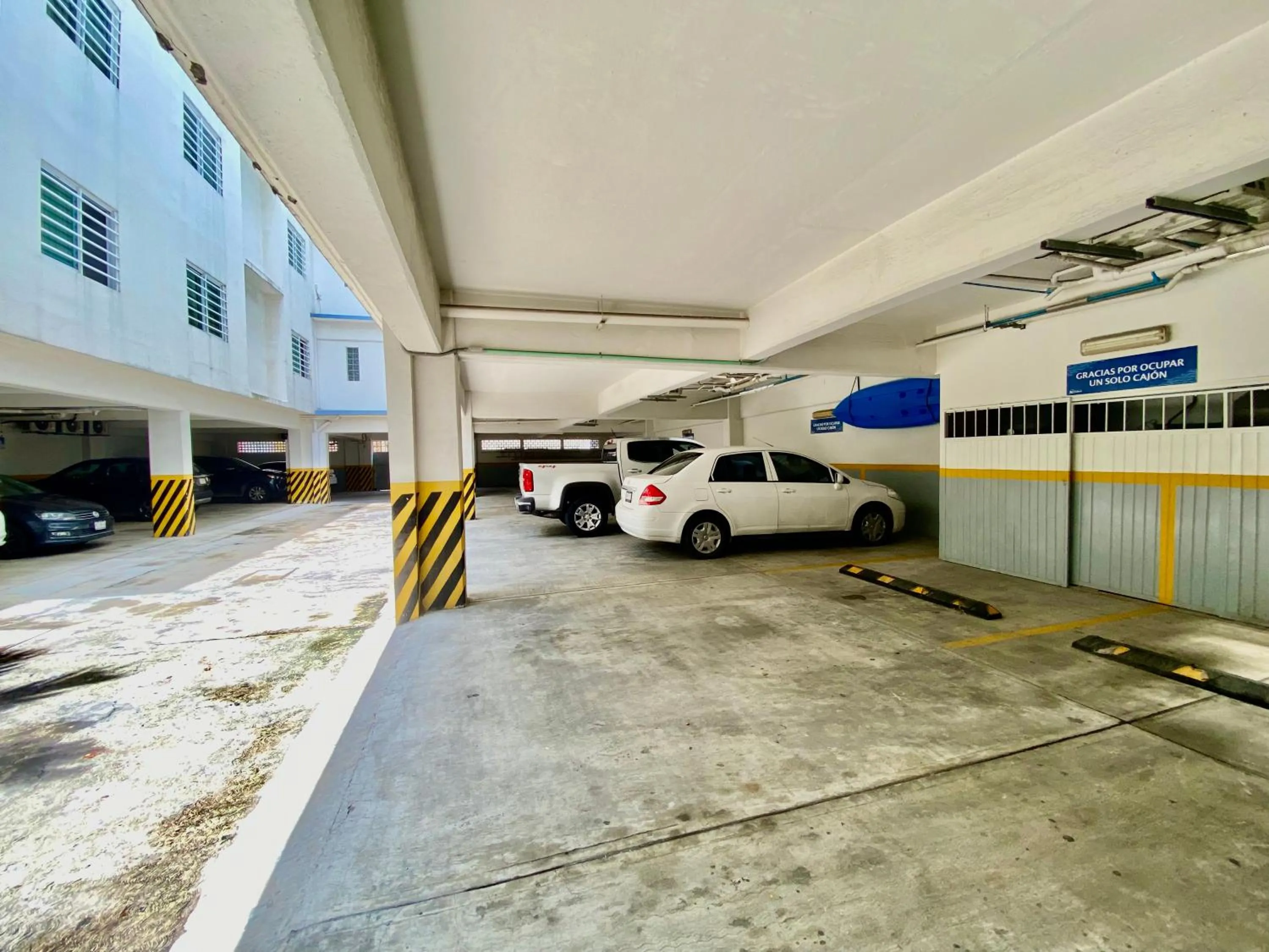 Hotel Delfines - a 2 calles del Acuario Veracruz