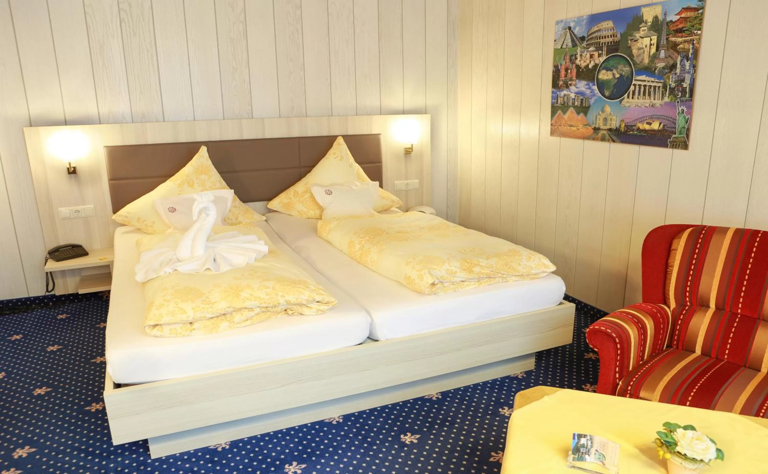 Bed in Sporthotel Göbel Garni