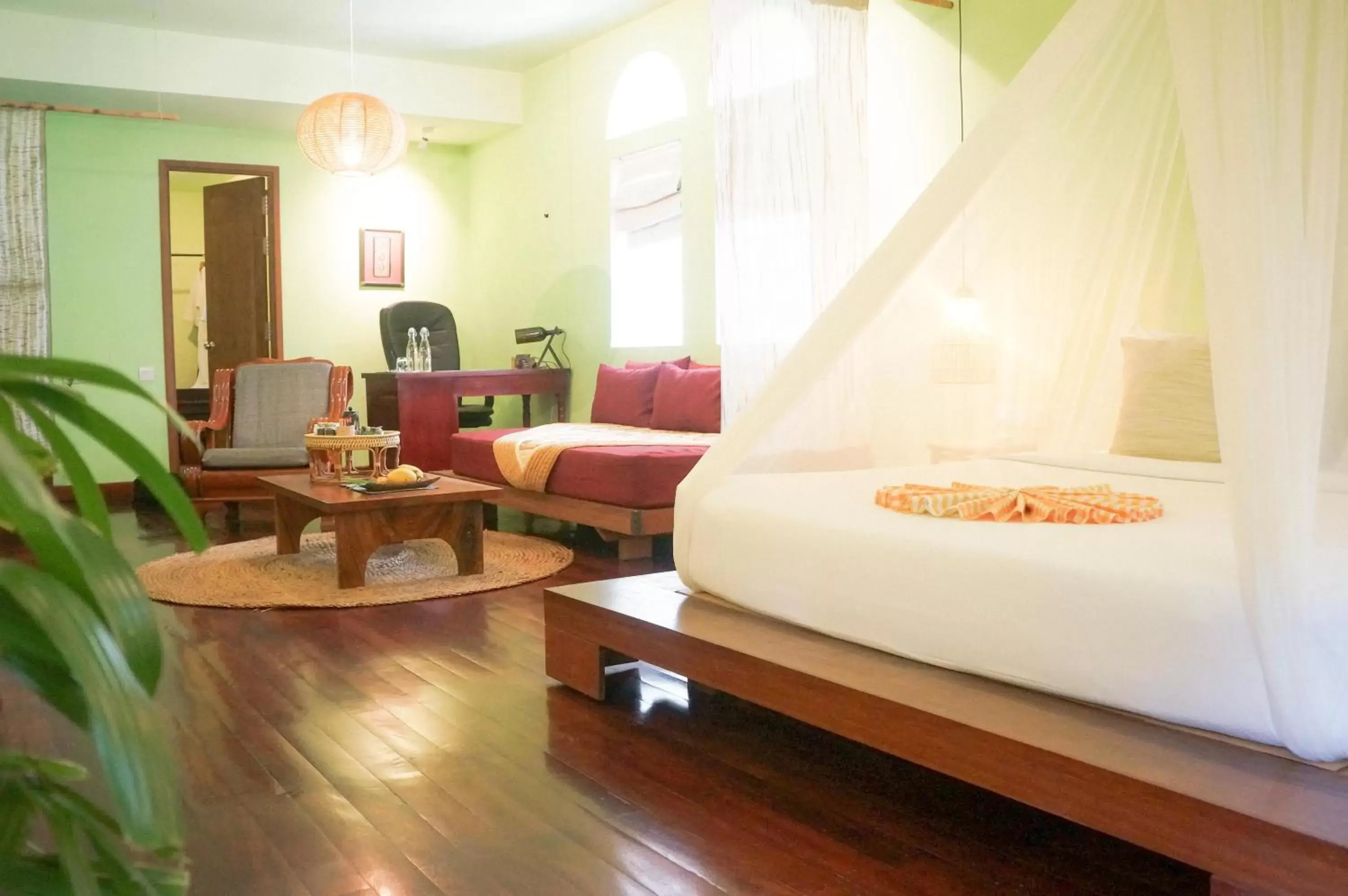 Junior Suite in iRoHa Garden Hotel & Resort Junior Suite in iRoHa Garden Hotel & Resort