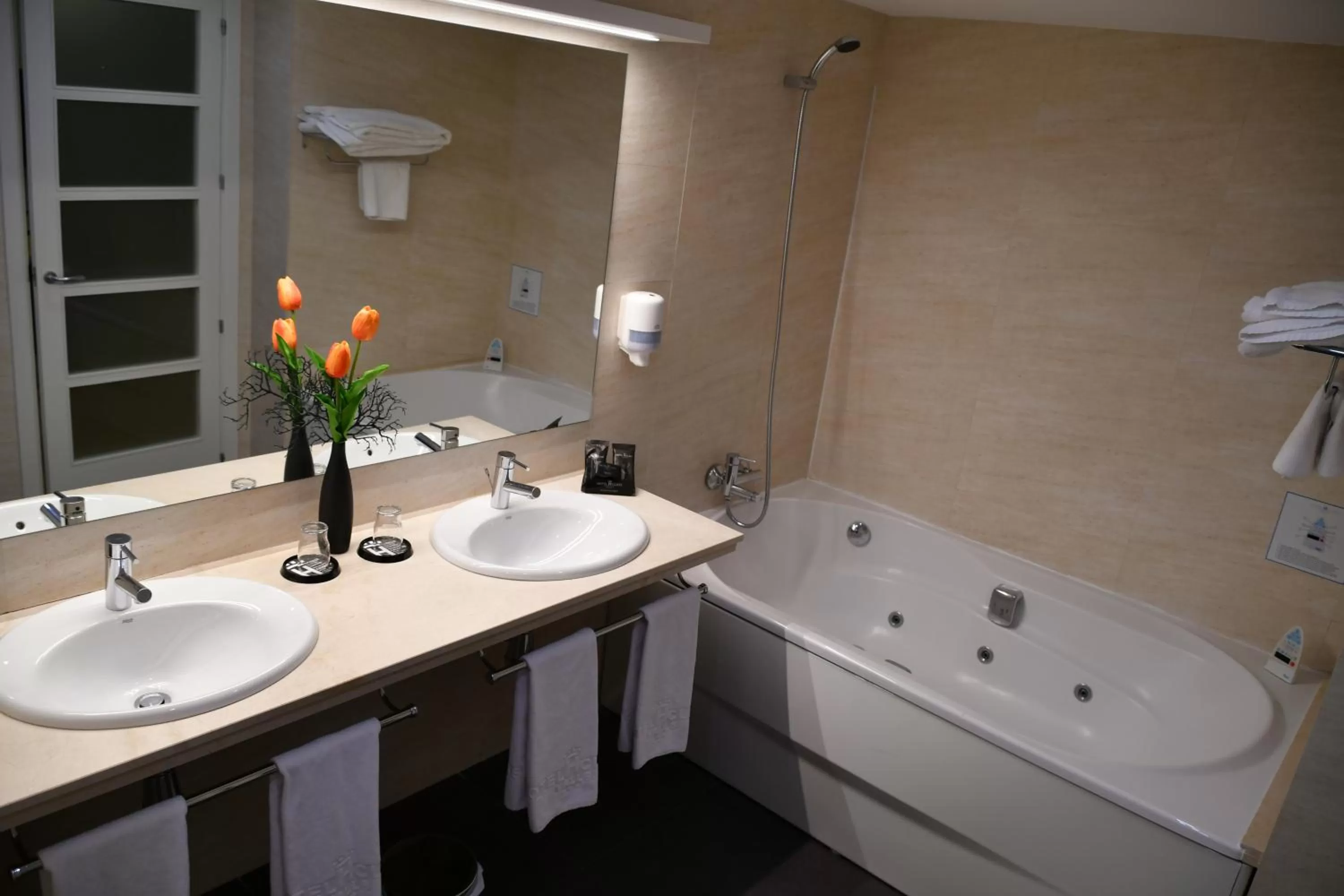 Bathroom in Hotel Class Valls