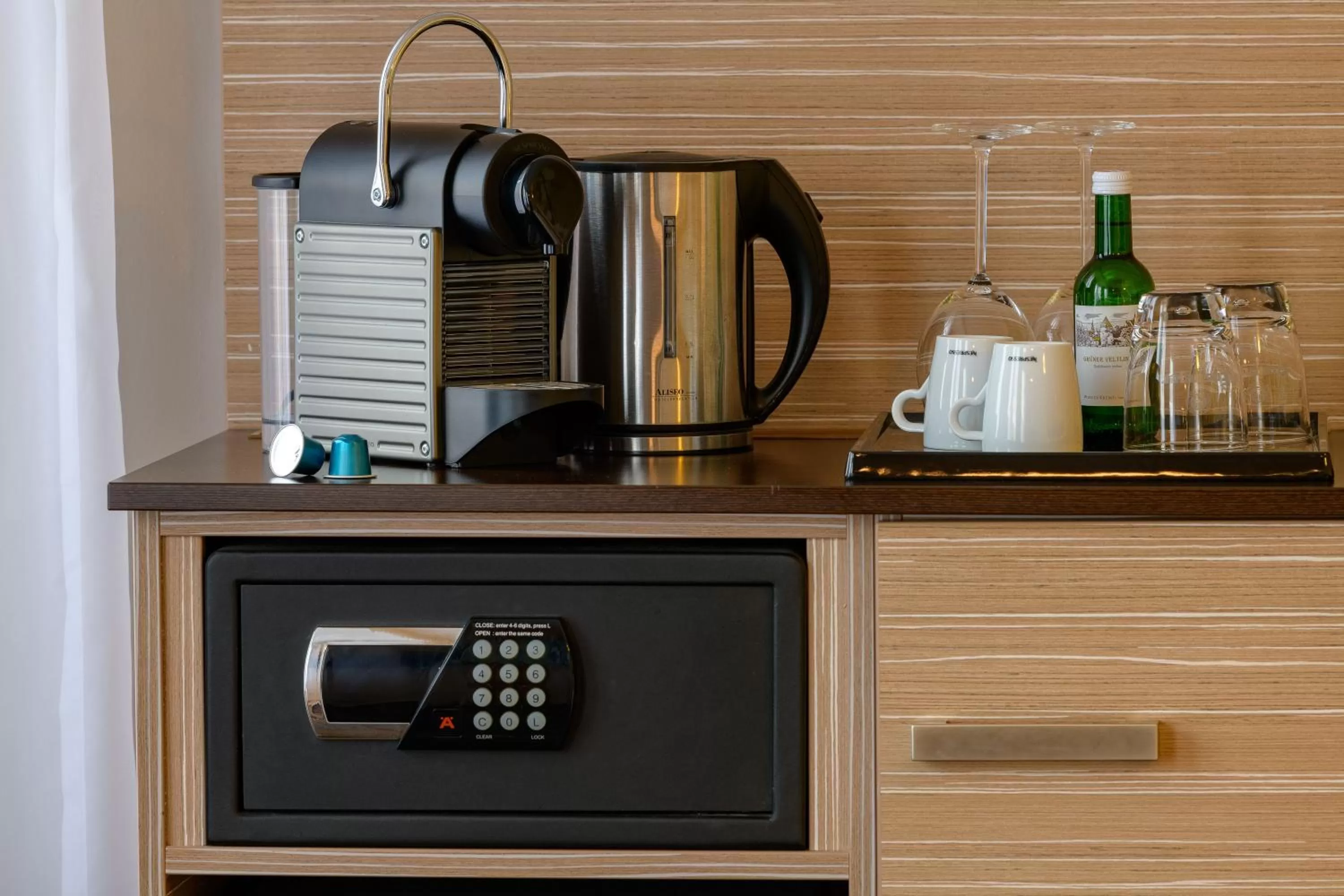 Coffee/tea facilities in Mercure Hotel Stuttgart Gerlingen