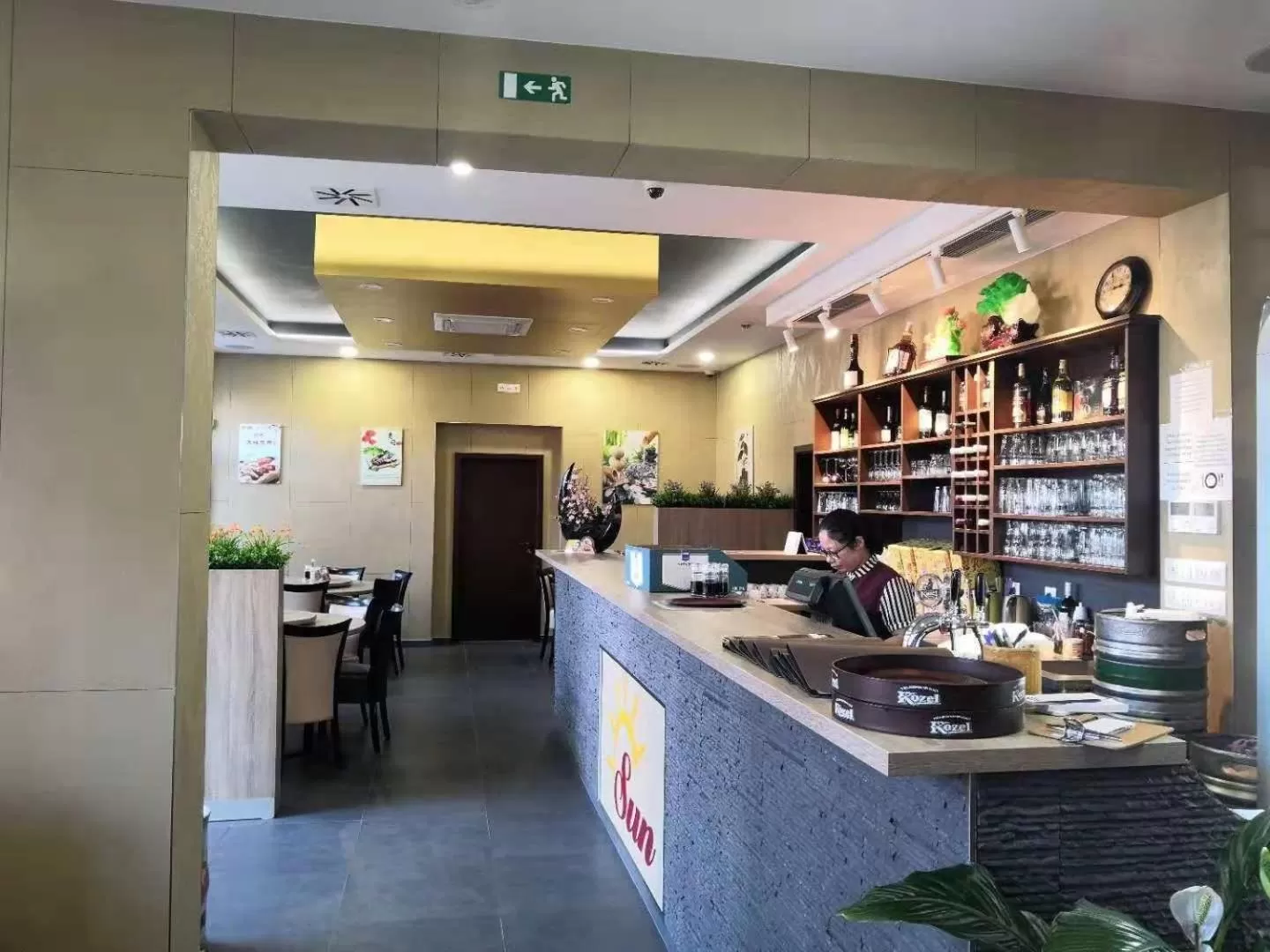 Sun-House Pension - ParkingFree Limited spaces-