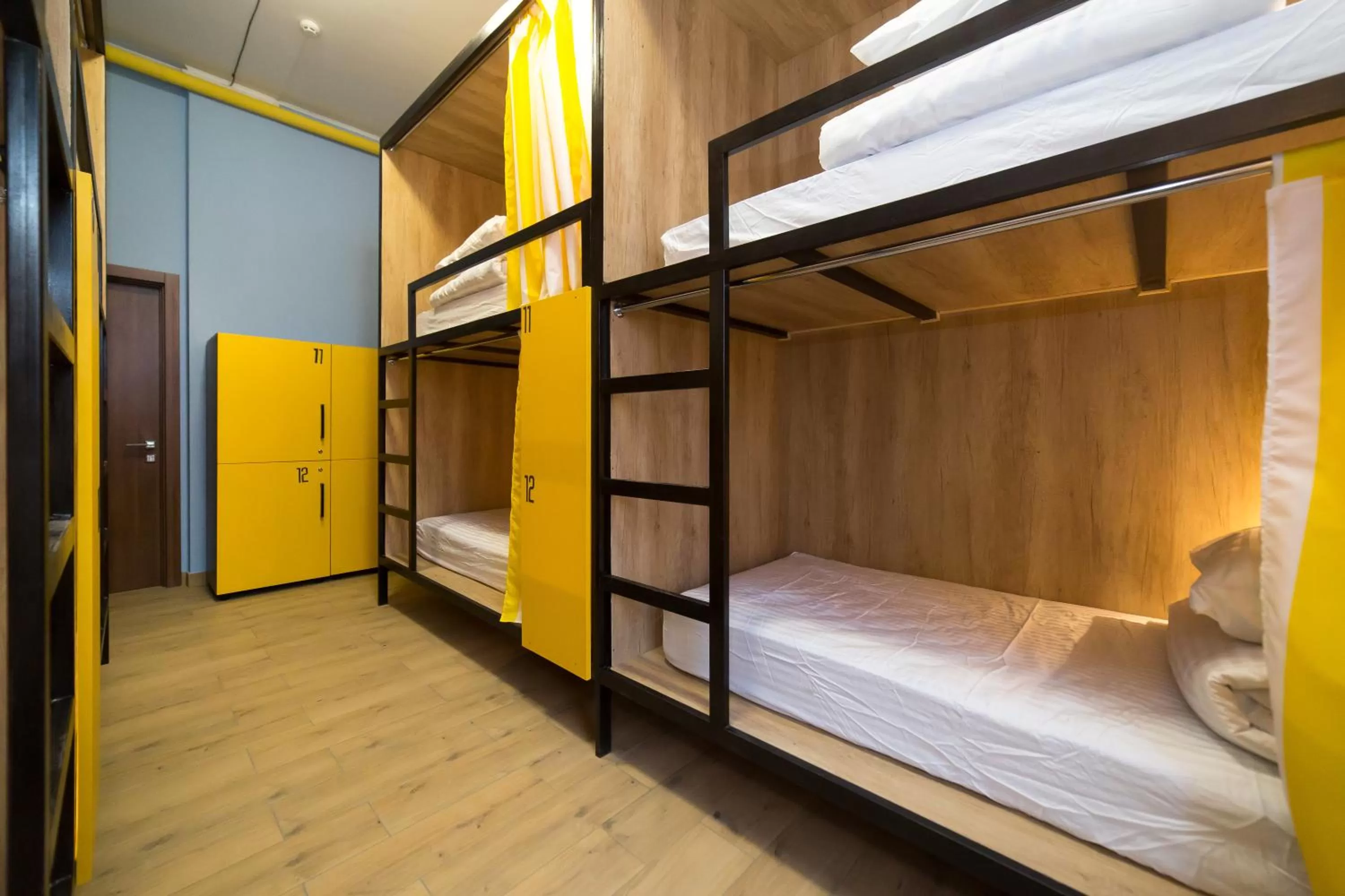 Bed in HOTEL Bee Station