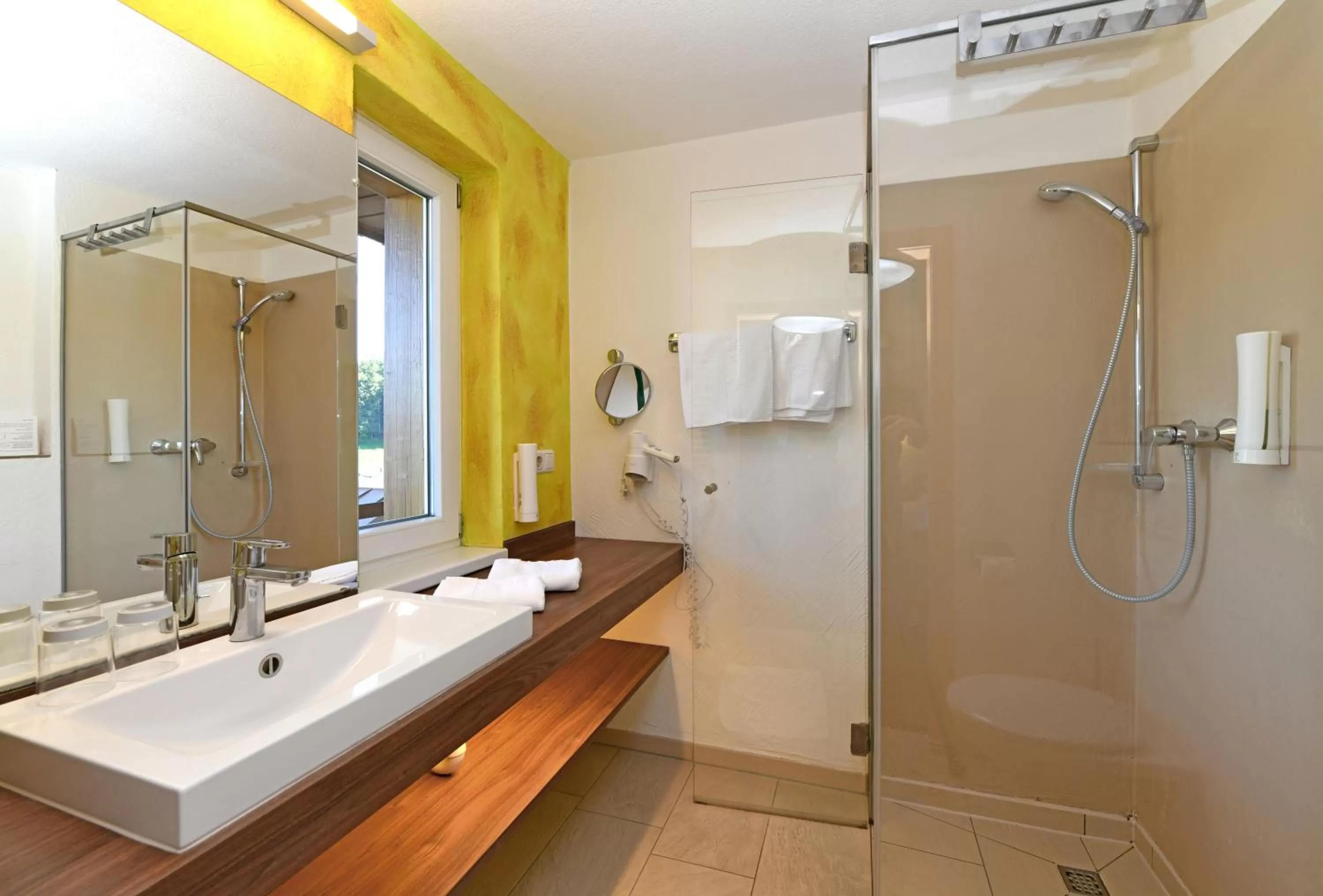 Bathroom in Hotel St Hubertus