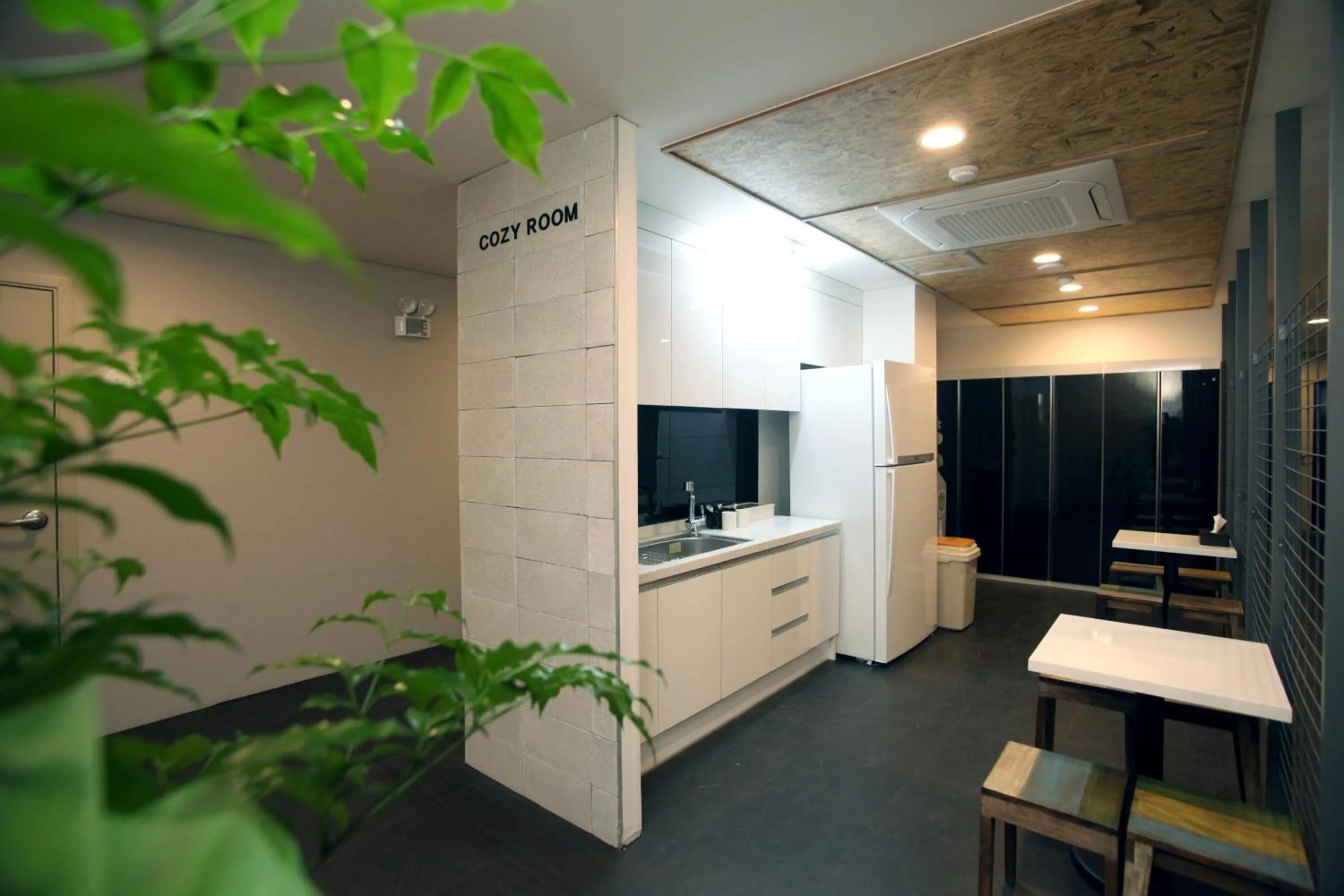 Lobby or reception, TV/Entertainment Center in K Pop Hotel Dongdaemun