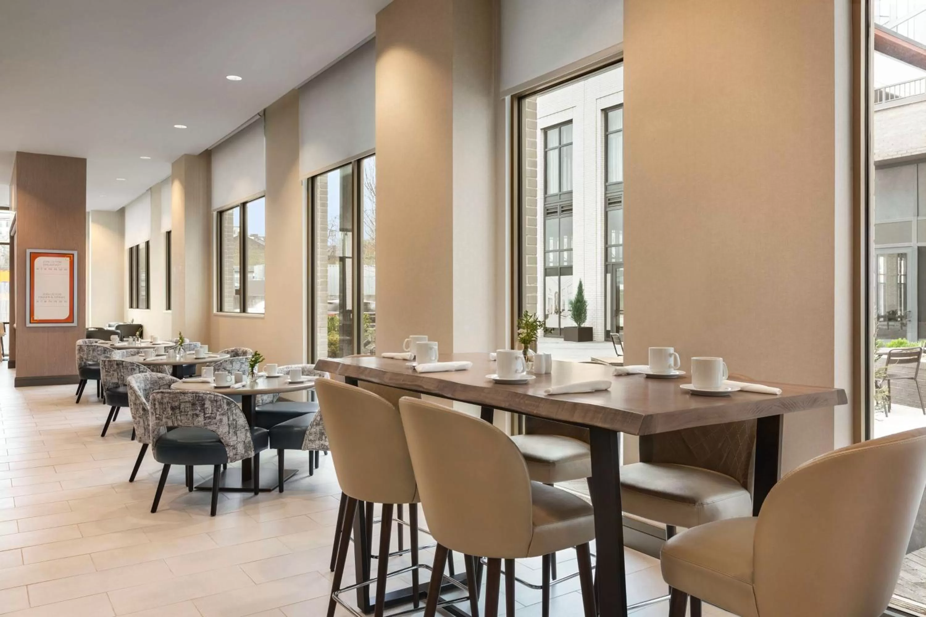 Breakfast in Hilton Garden Inn Nashville West End Avenue