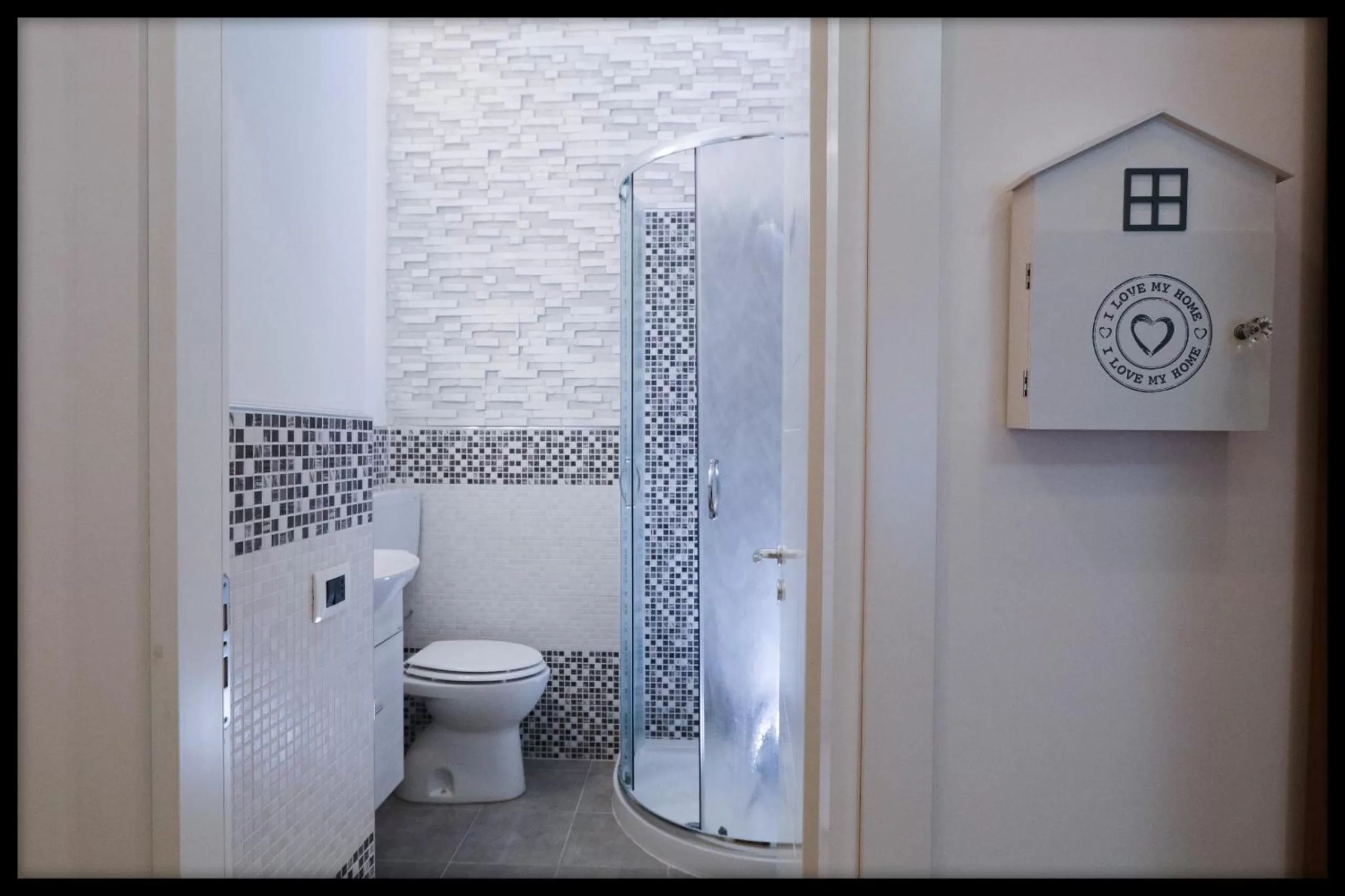 Shower in Melody Room