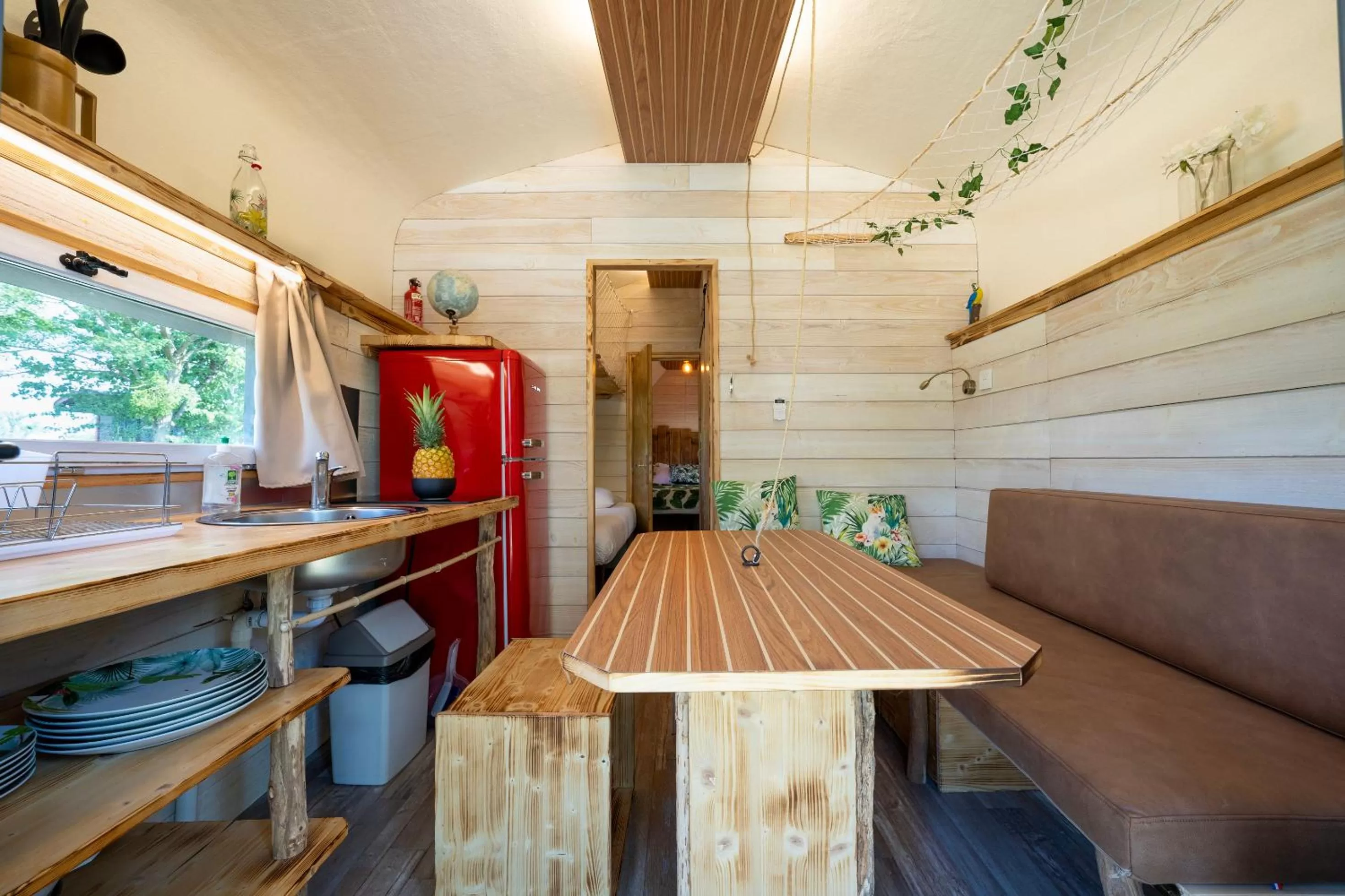 Kitchen or kitchenette in Le Village de la Champagne - Slowmoov