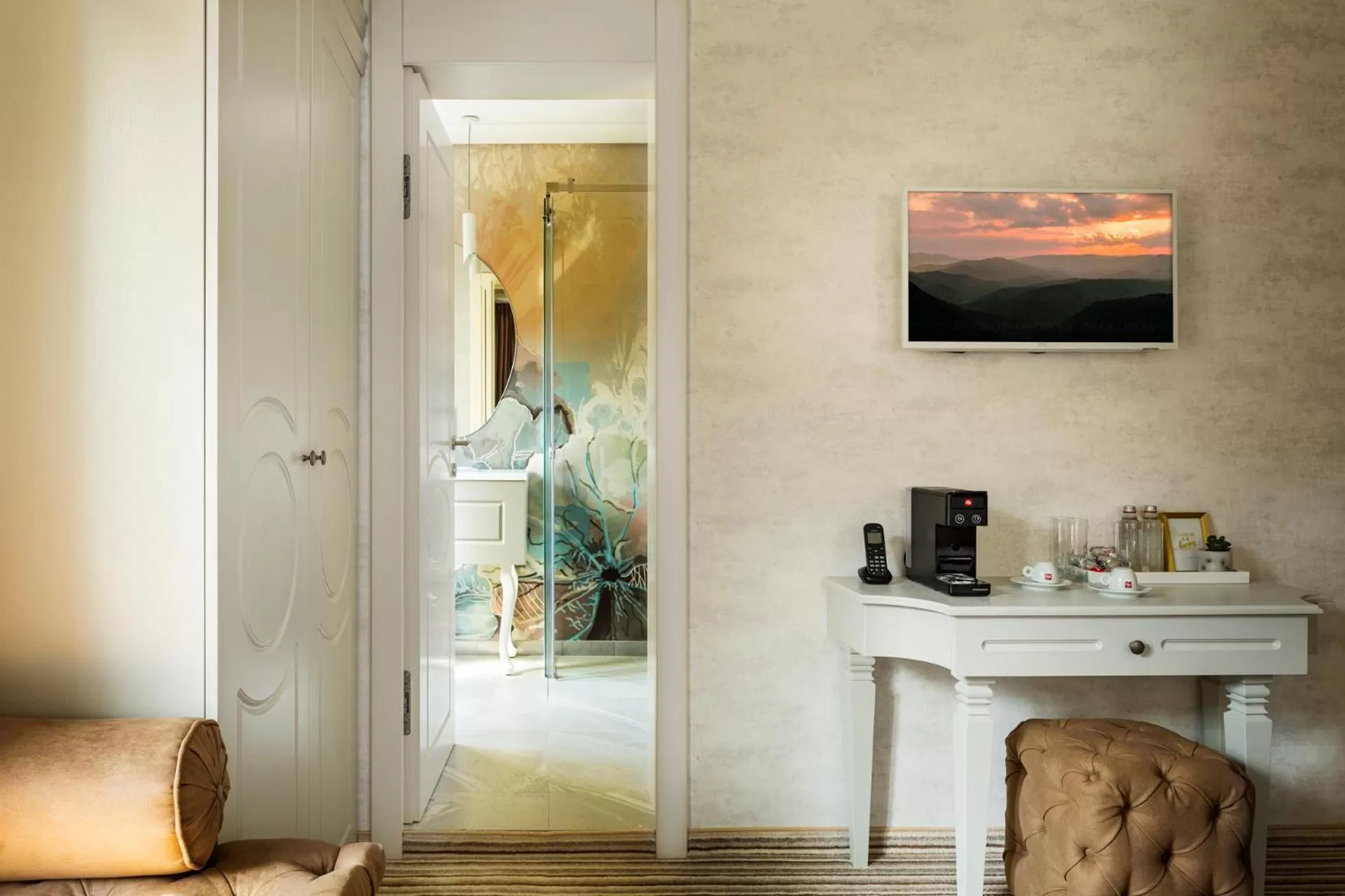 Bathroom in Gallery 37 Powered by ASTON