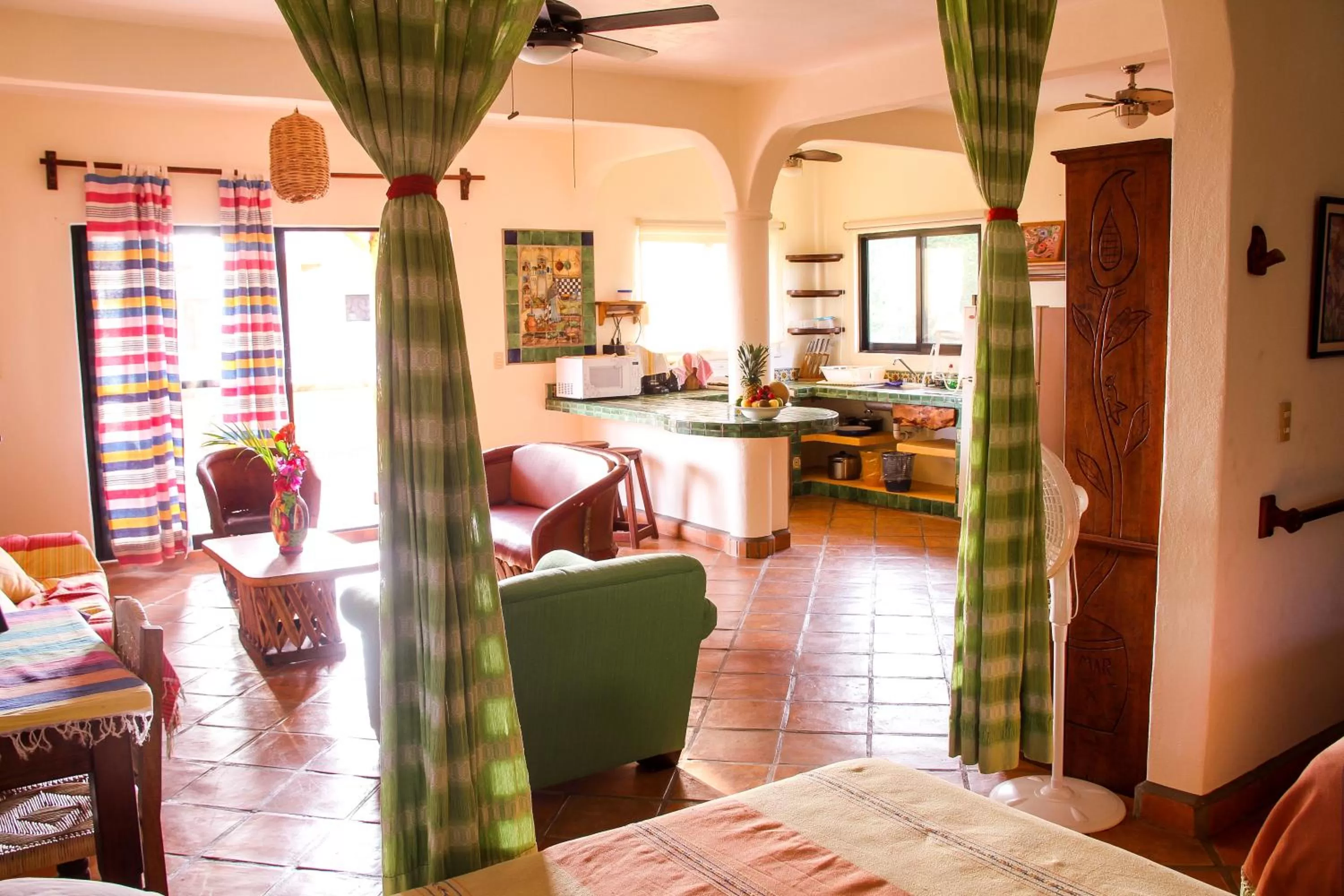 Living room, Bed in Hotel Casamar Suites