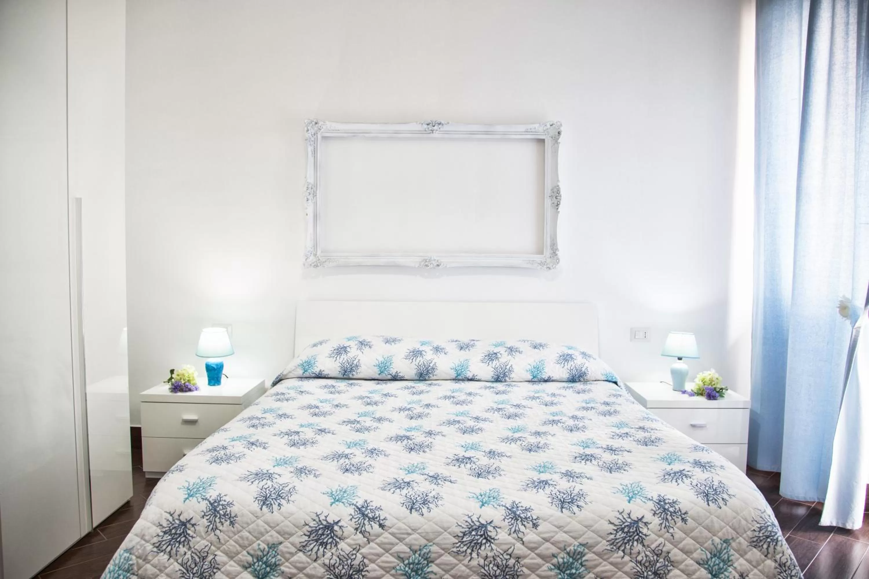 Property building, Bed in B&B Rosaly