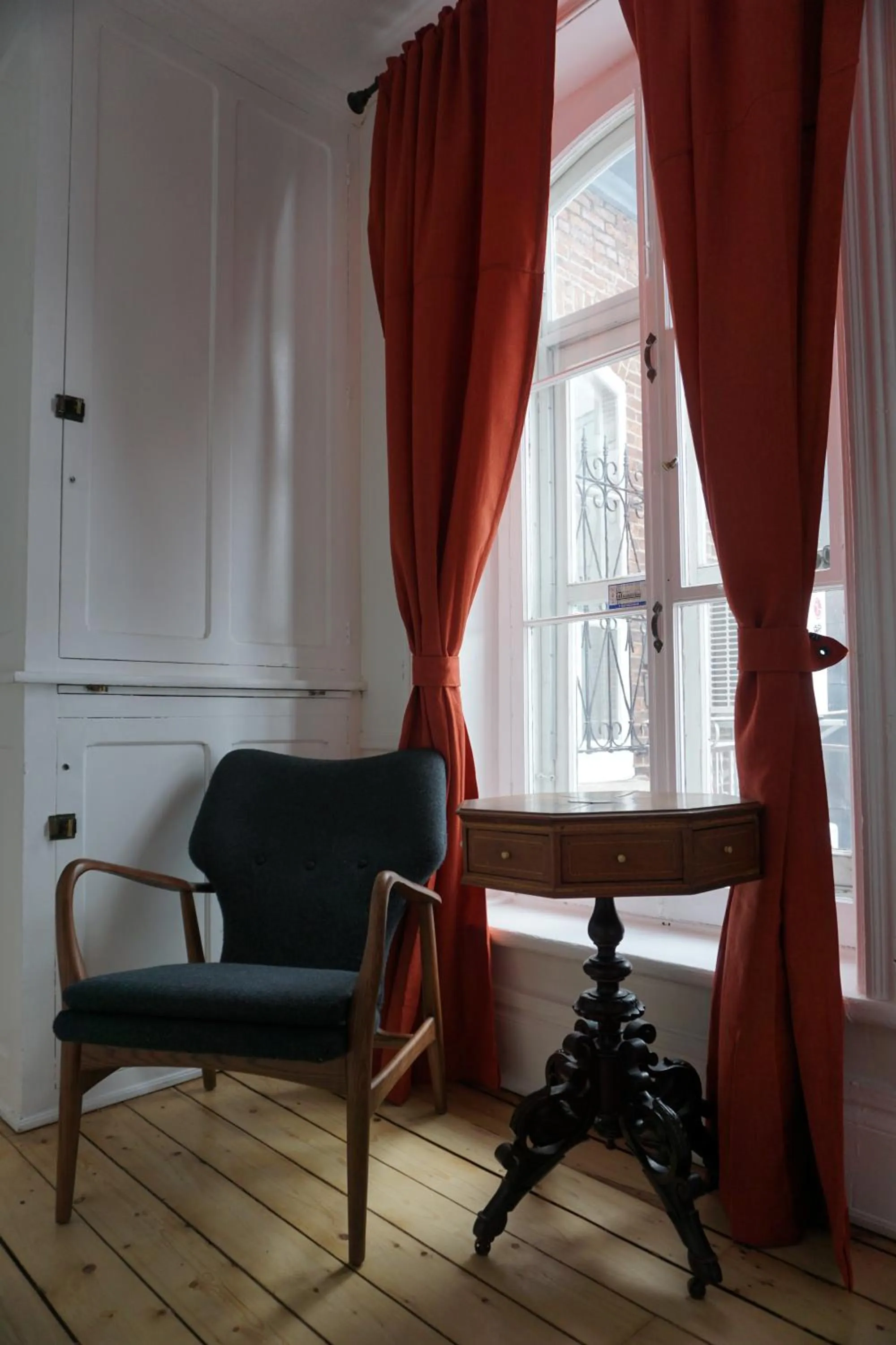 Seating area in Hôtel Marie-Rollet
