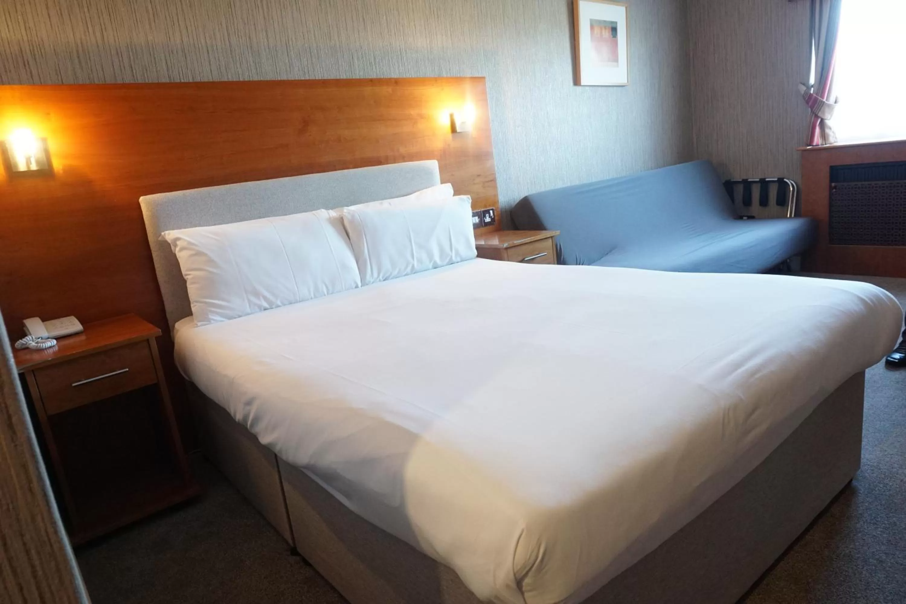 Bed in The Park Hotel