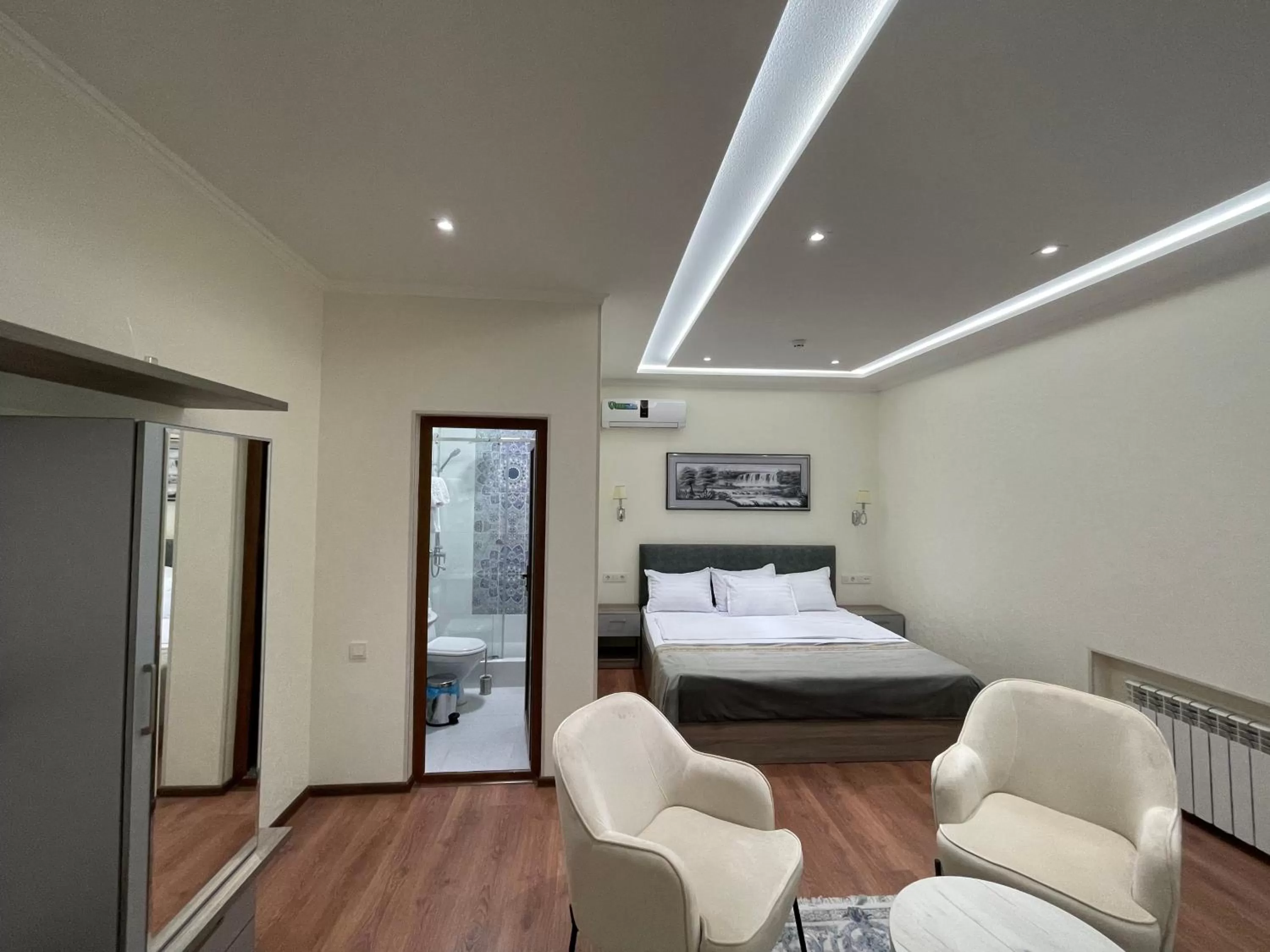 Bed in Registon Saroy Hotel