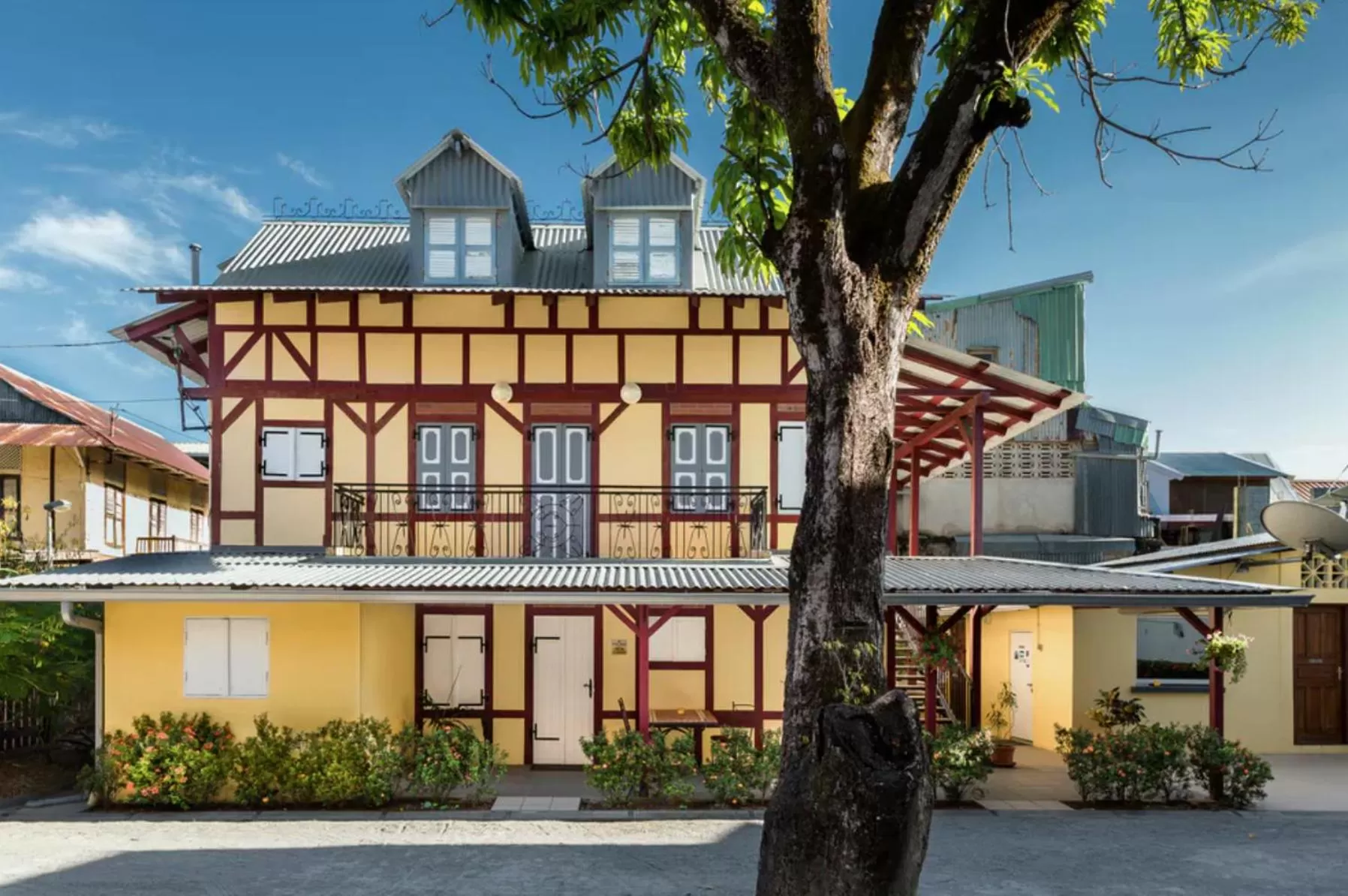 Property building in Eclipse Belle Etoile Appart'hôtel