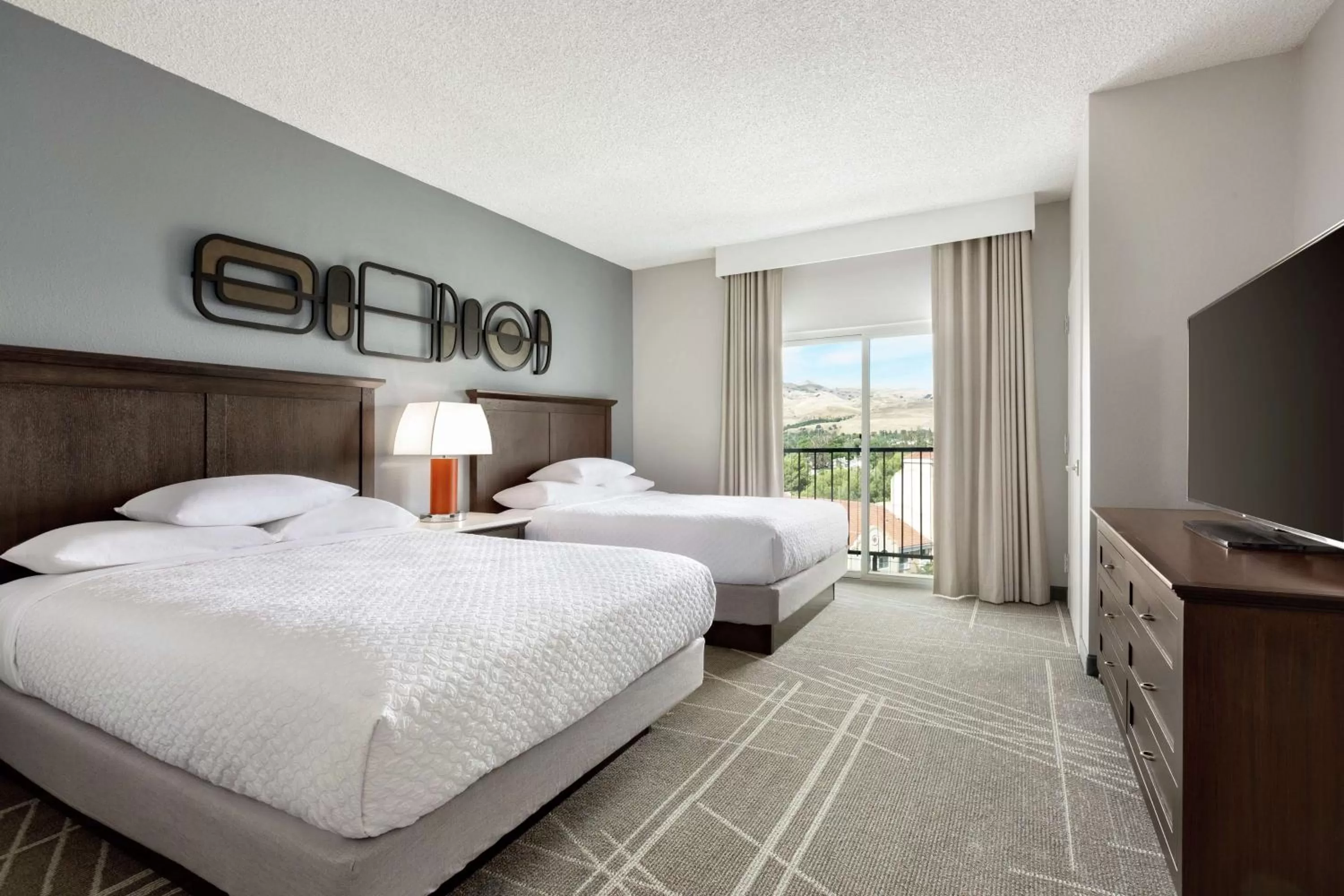 Bedroom, Bed in Embassy Suites by Hilton Milpitas Silicon Valley