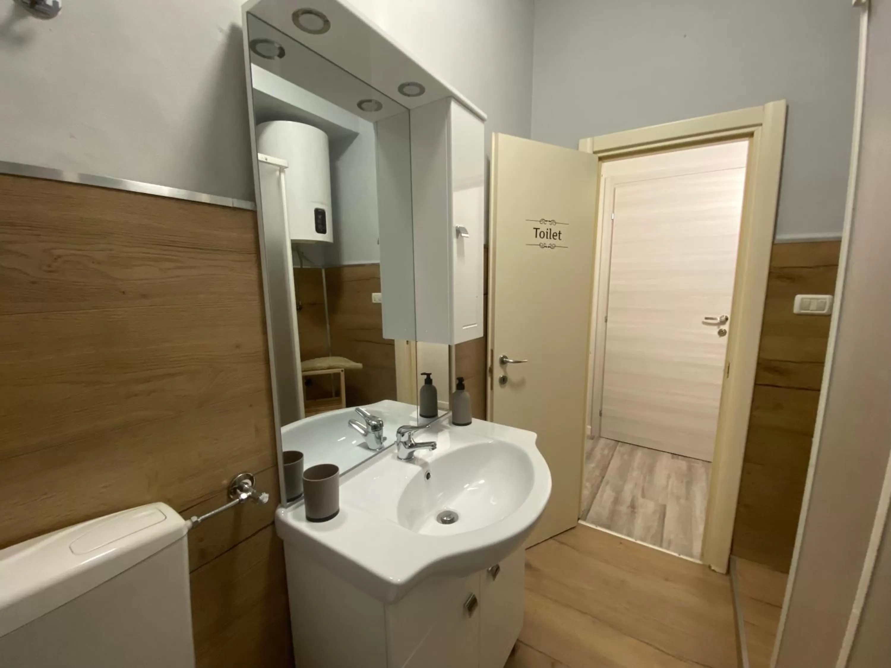 Shower in B&B Alpaca Biella