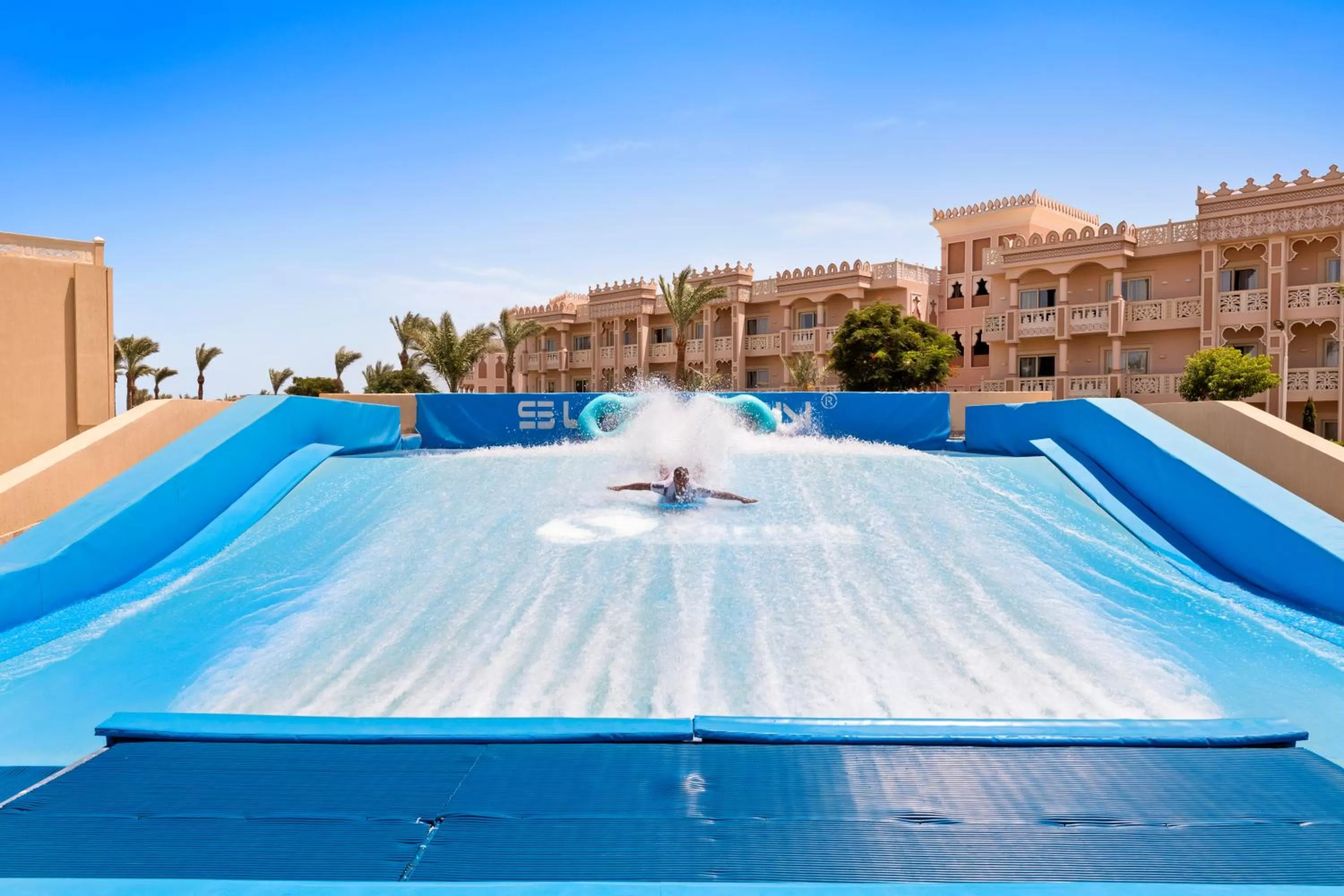 Swimming pool in Beach Albatros Aqua Park - Hurghada