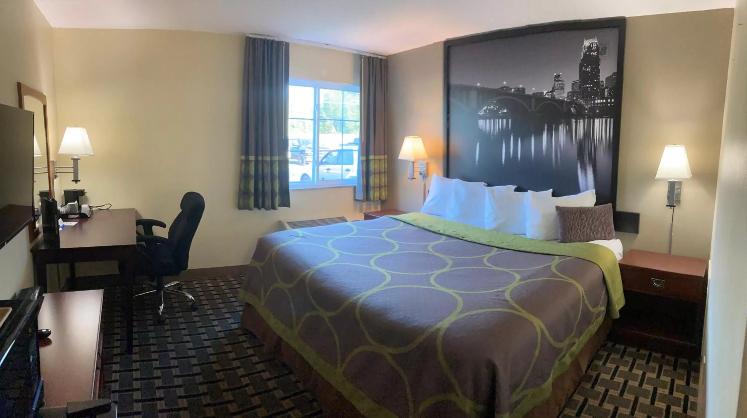 Bed in Super 8 by Wyndham Chisago City