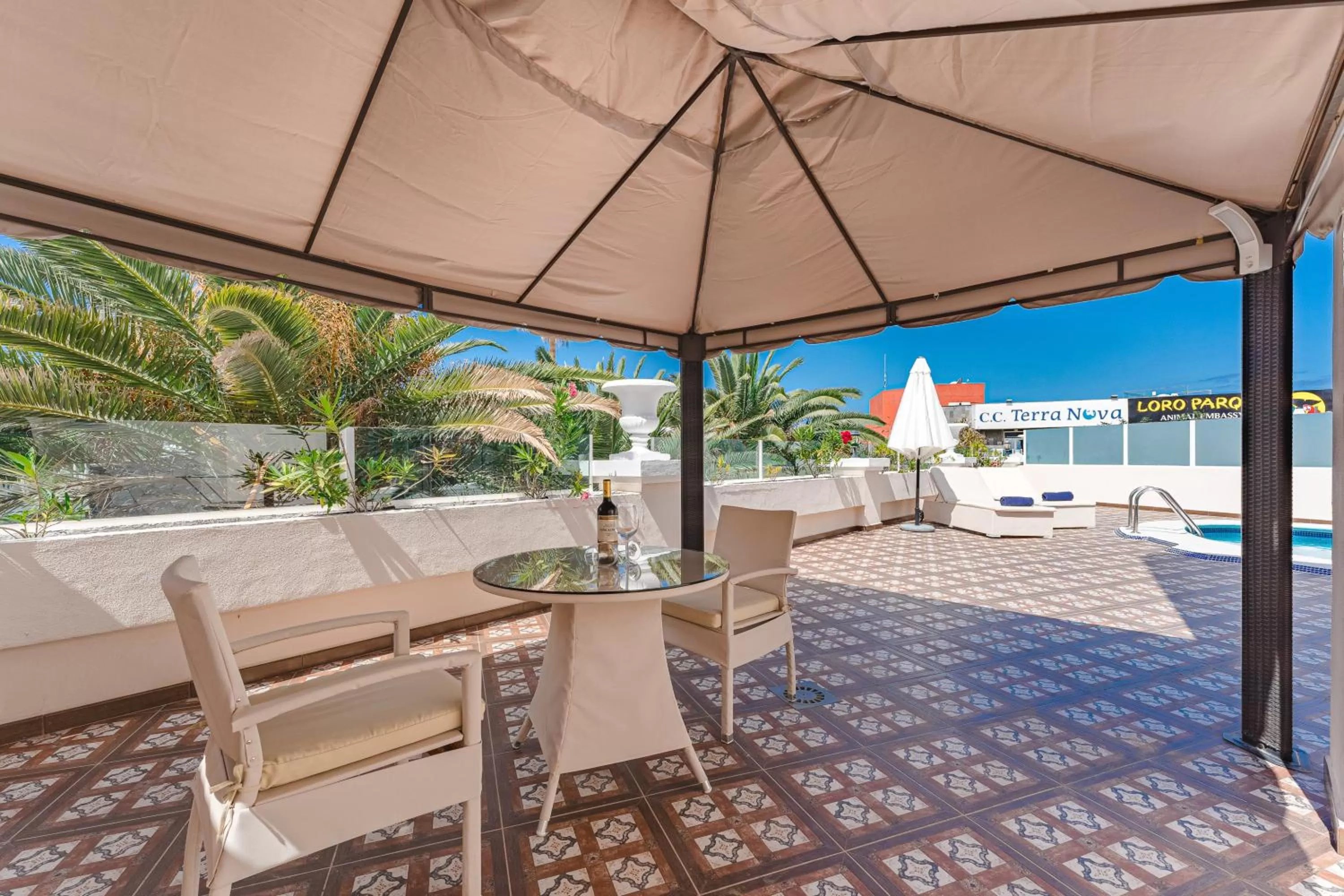 Patio in Flamingo Suites Boutique Hotel